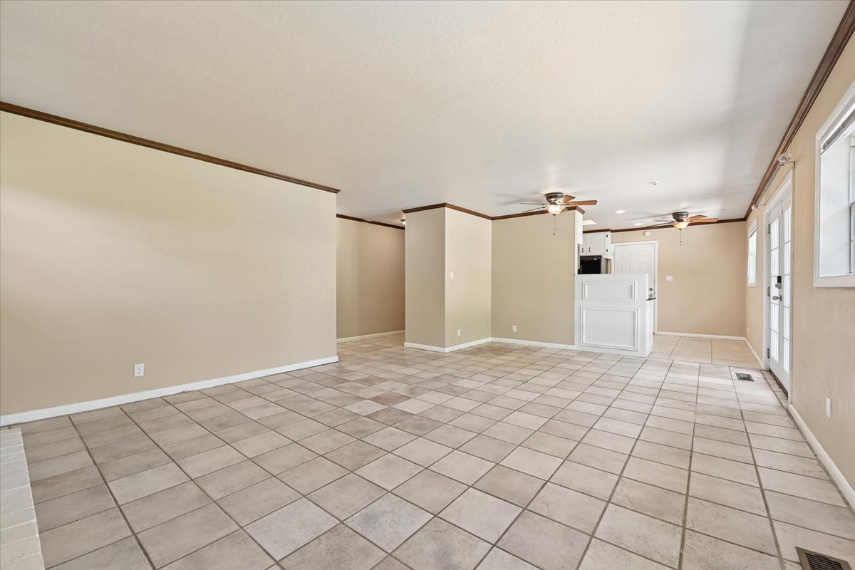 1367 E 46th Street Property Photo 10