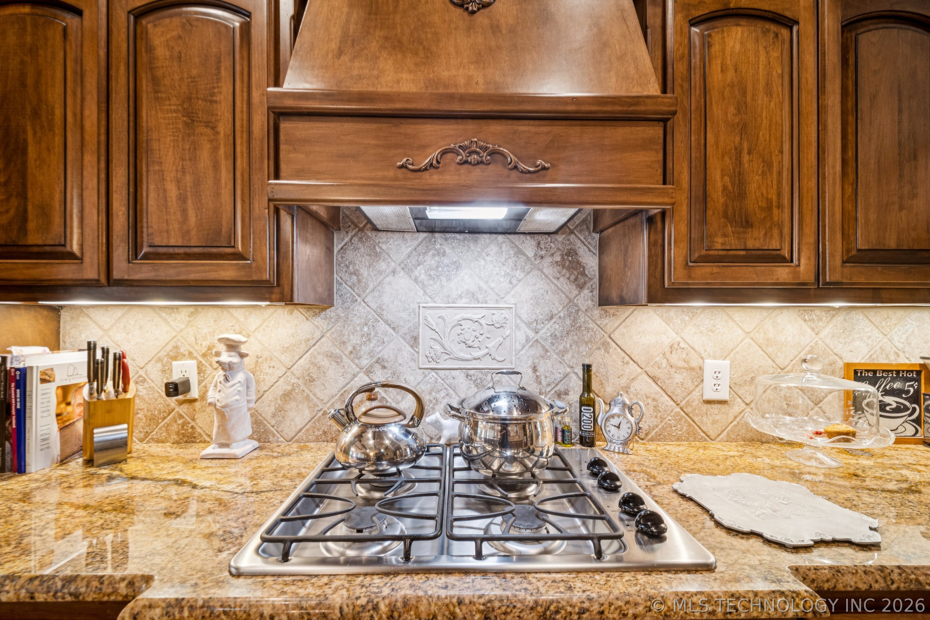 507 N 83rd Place Property Photo 15