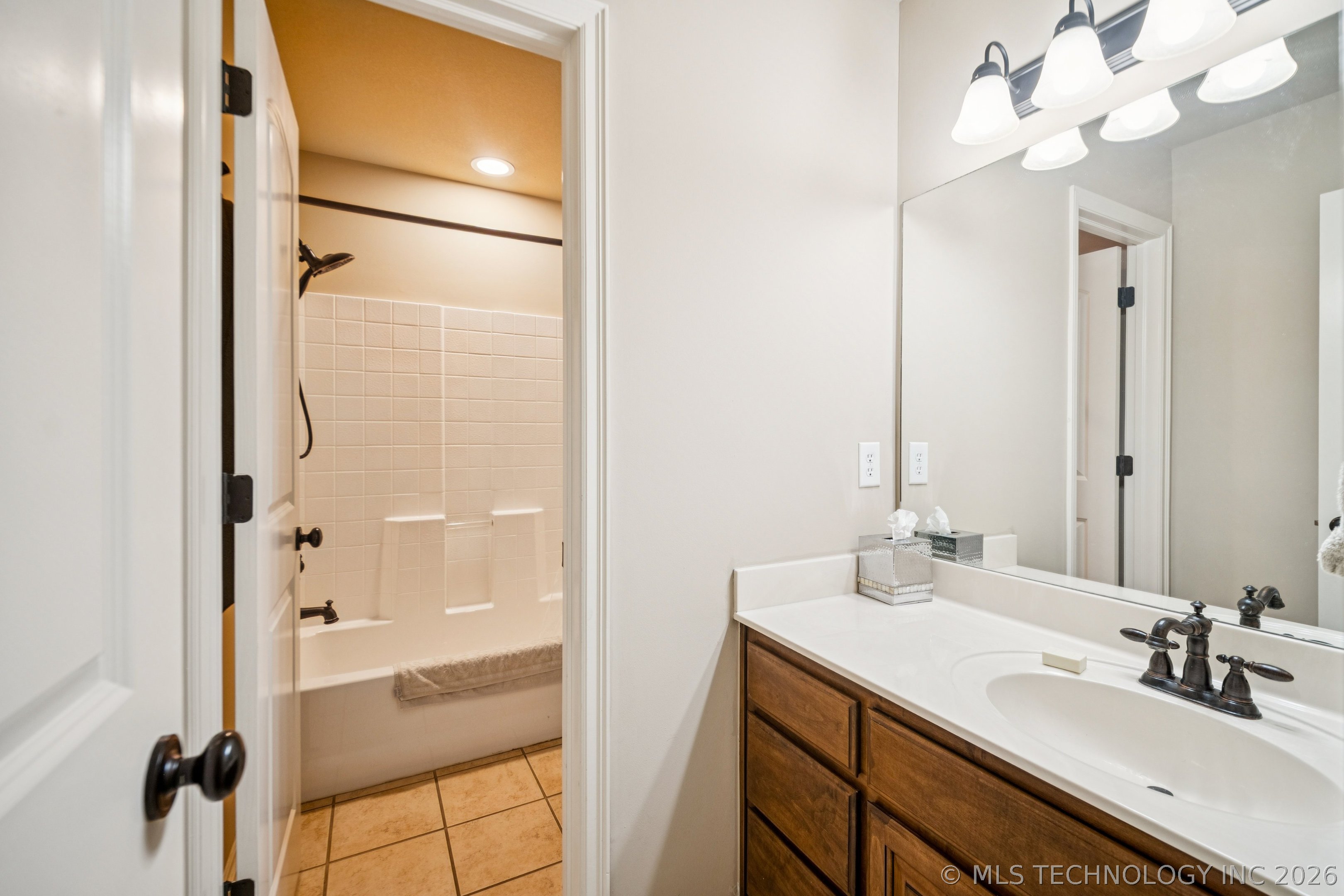 507 N 83rd Place Property Photo 34