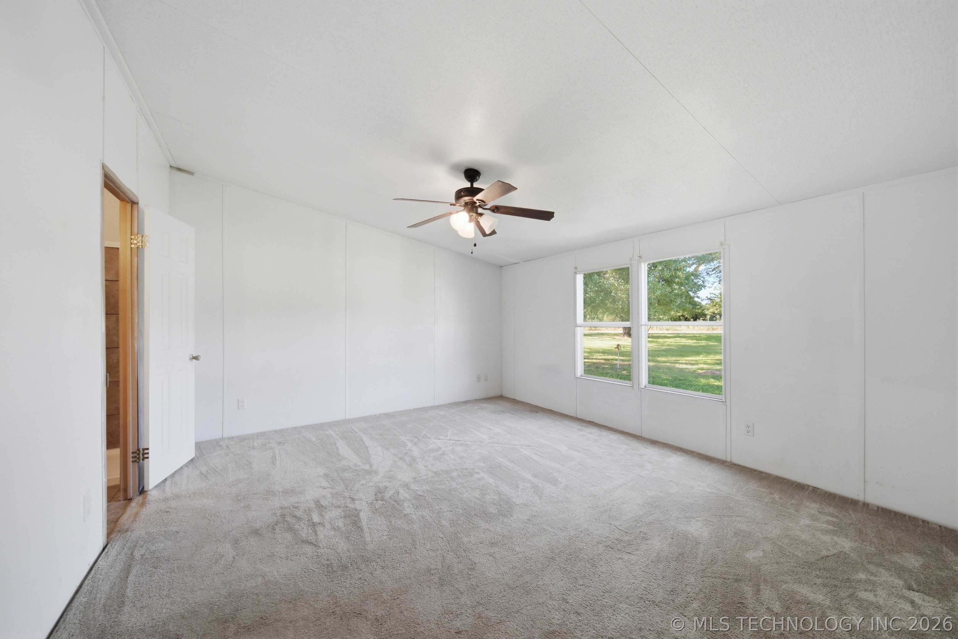 358706 E 5750 Road Property Photo 16