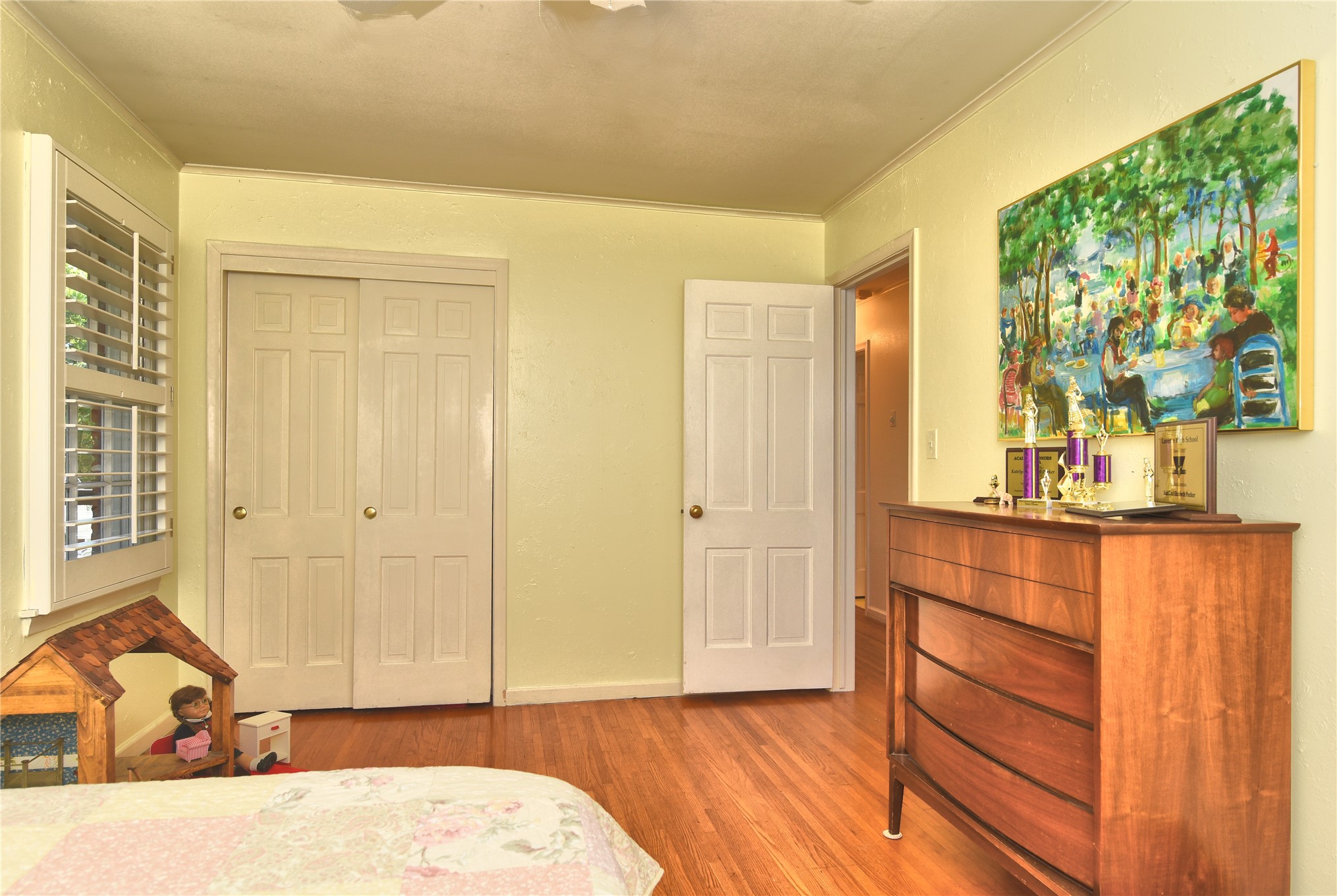 1598 E 60th Place Property Photo 24