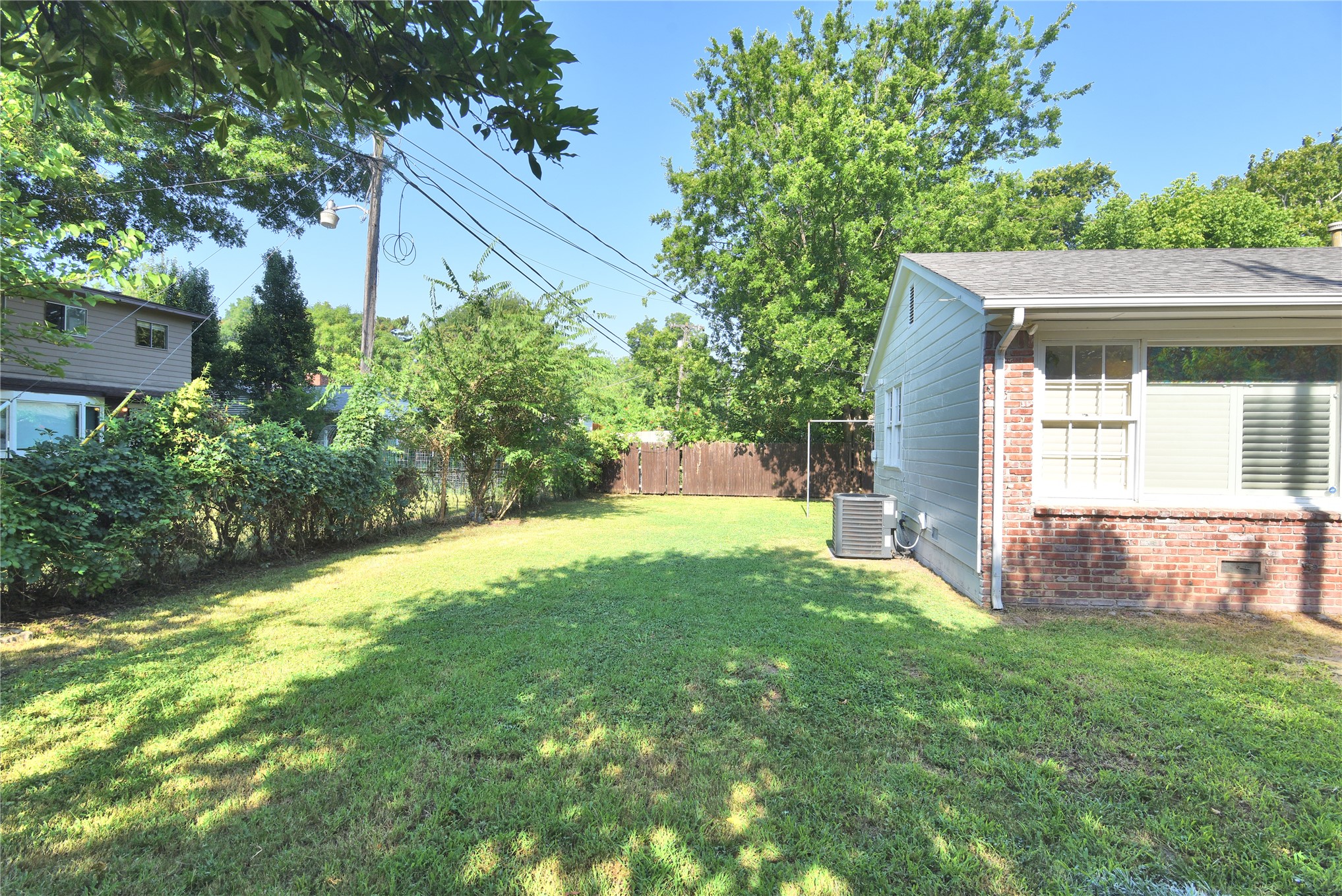 1598 E 60th Place Property Photo 31
