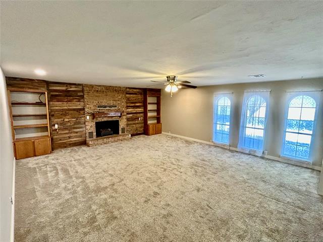 12636 N County Road 3395 Property Photo 6