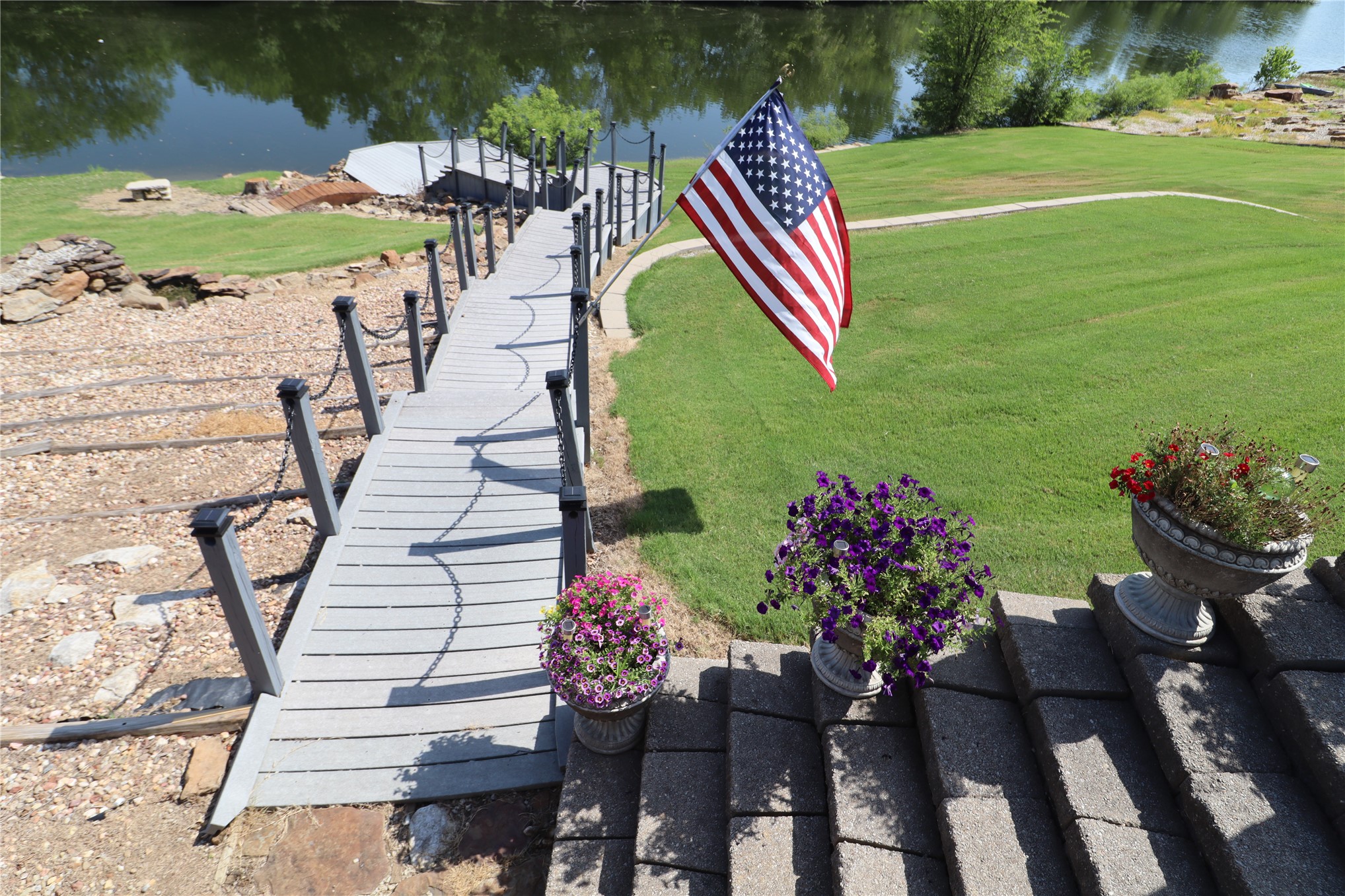 8220 Overlook Trail Property Photo 25