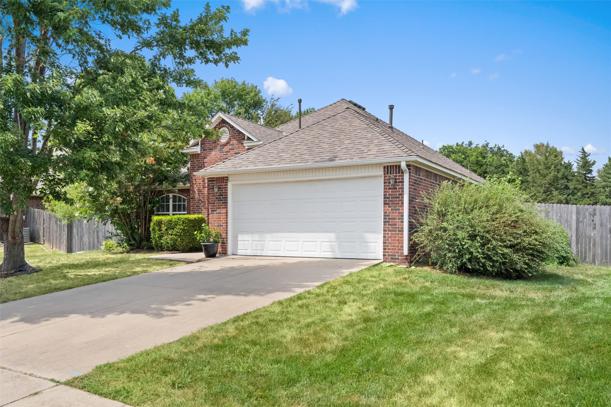 5316 Richmond Property Photo 1