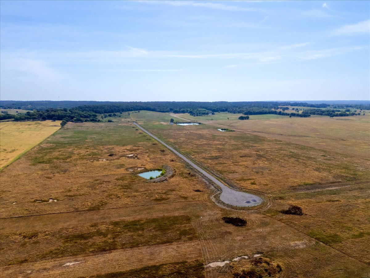 2 S 4280 Road Property Photo 3