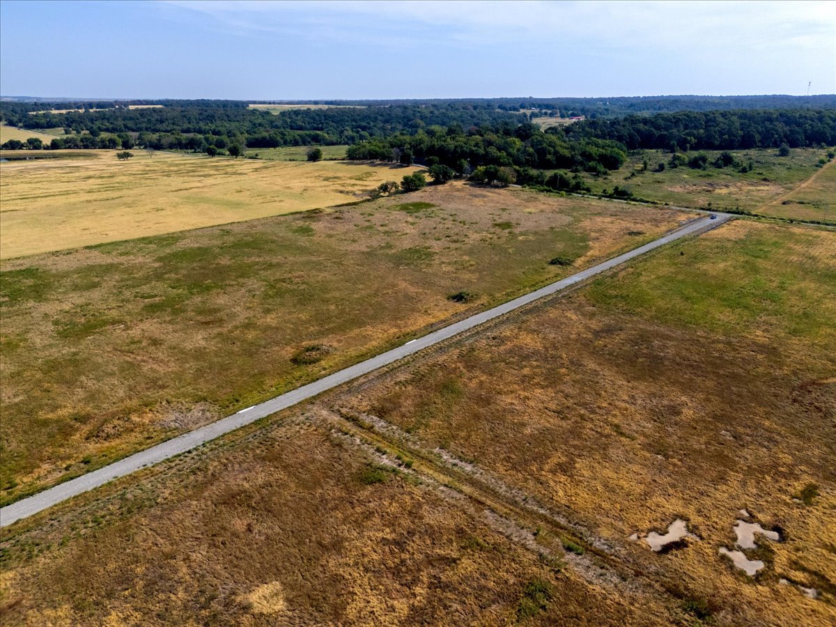 2 S 4280 Road Property Photo 20