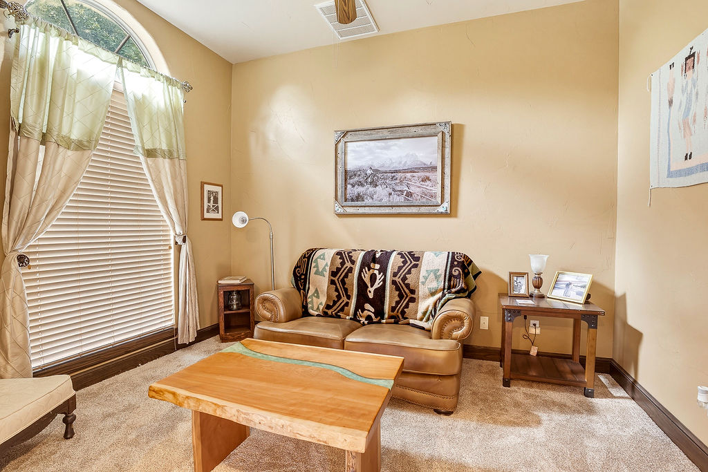 1202 Walker Circle Property Photo 35