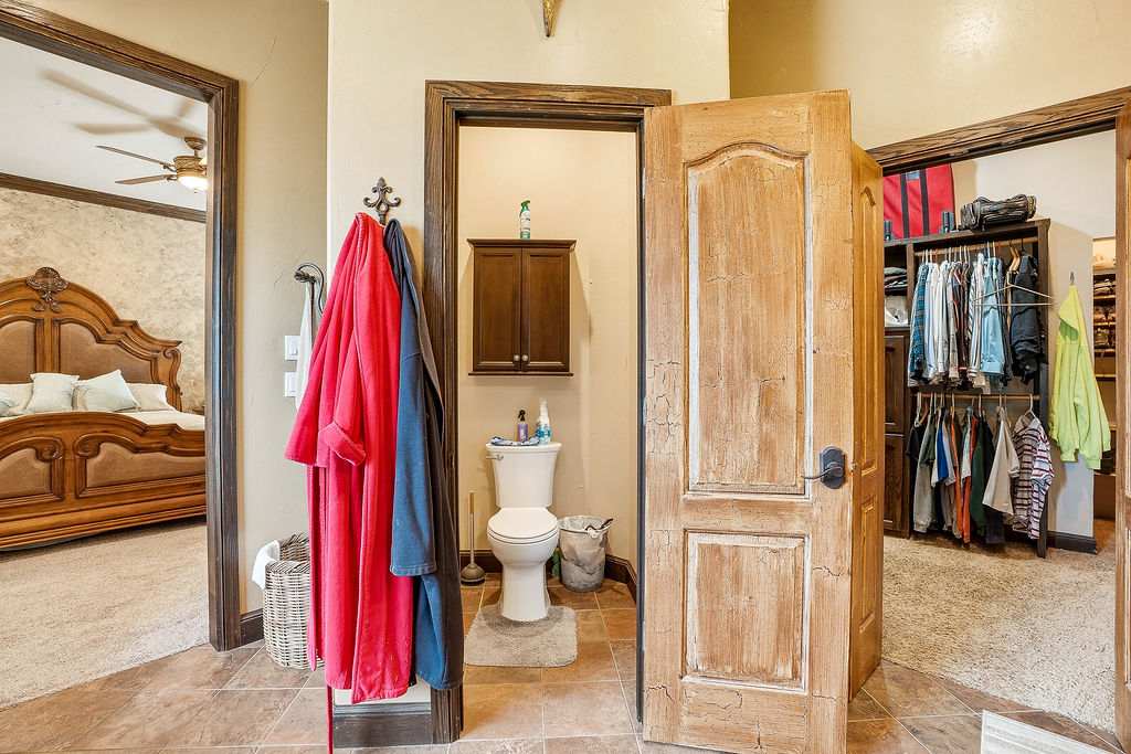 1202 Walker Circle Property Photo 39