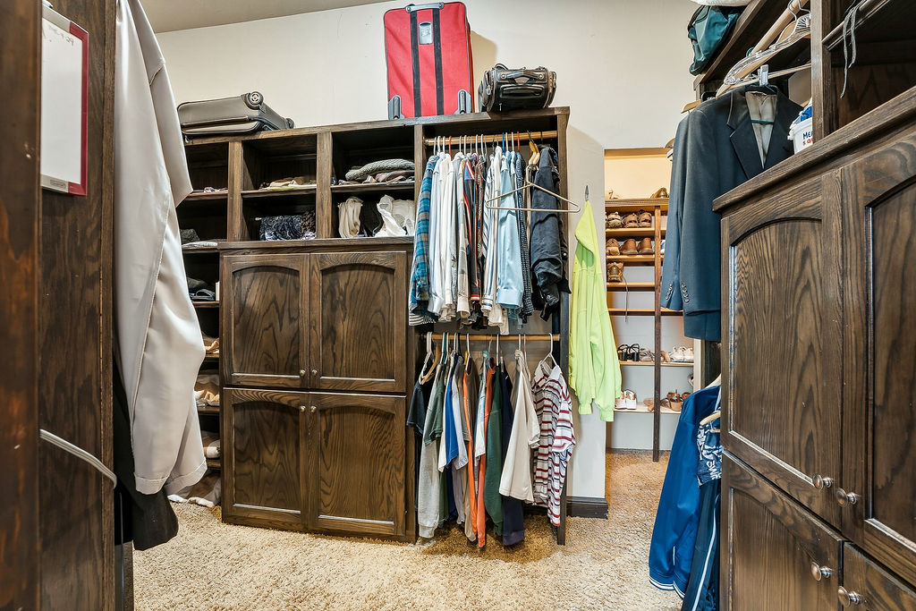 1202 Walker Circle Property Photo 43