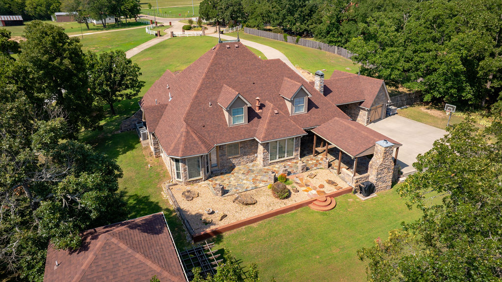 1202 Walker Circle Property Photo 92