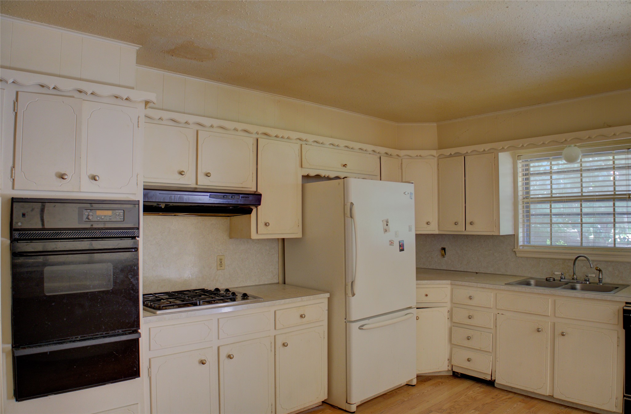 5039 S 26th West Avenue Property Photo 8