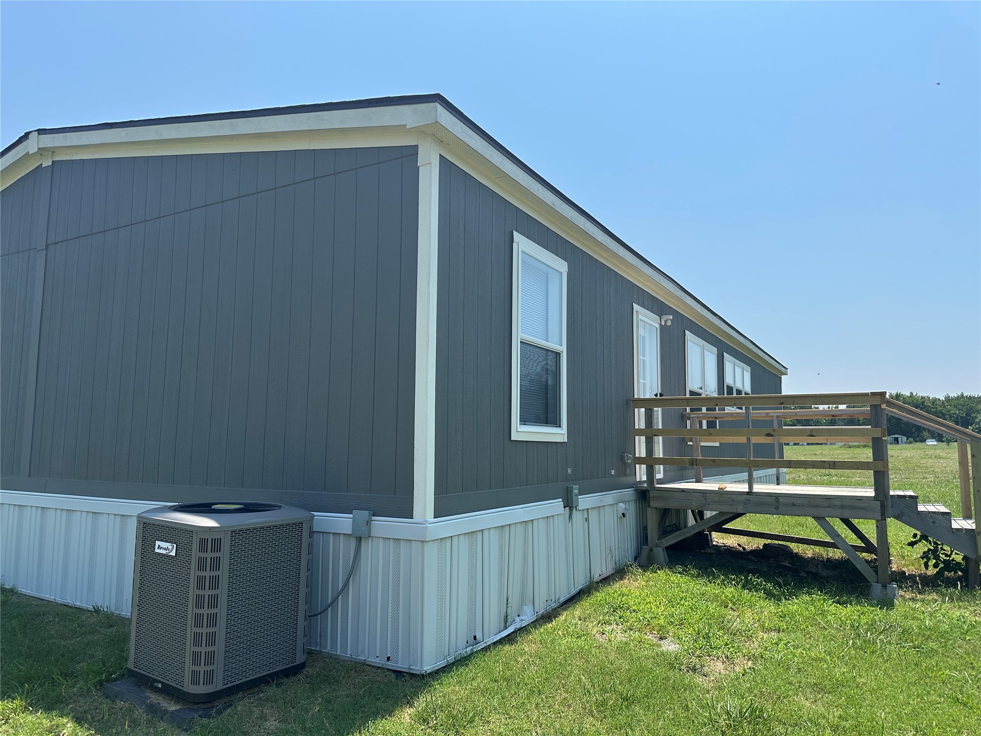 4020 E 474 Lane Property Photo 2