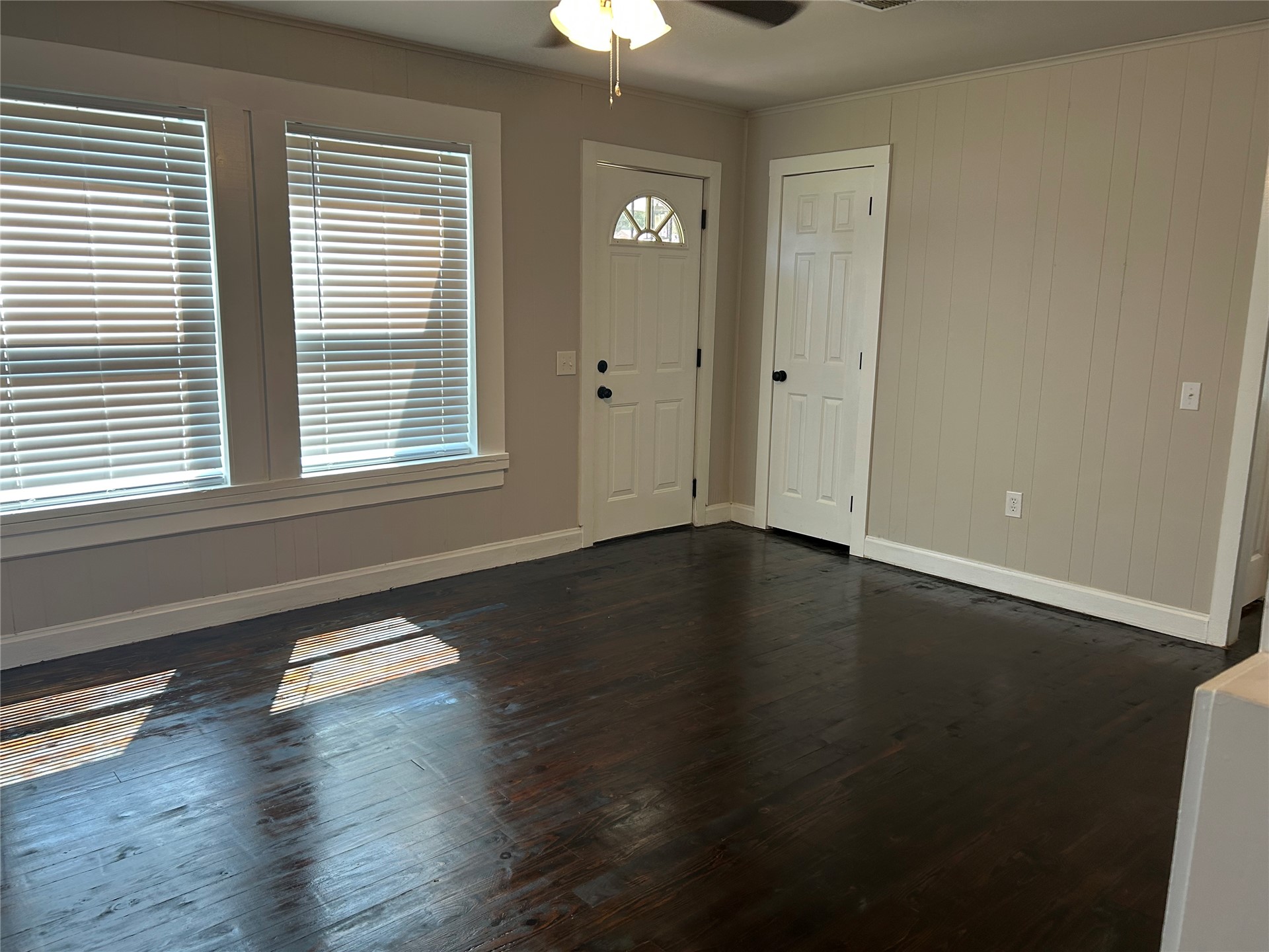 1008 1st Avenue Property Photo 3