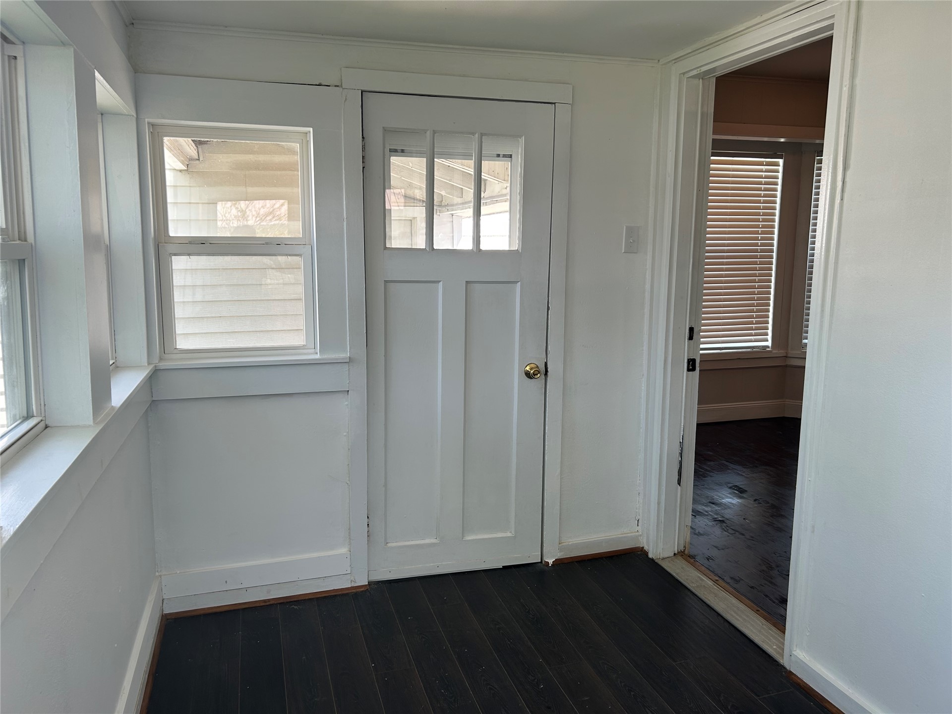 1008 1st Avenue Property Photo 21
