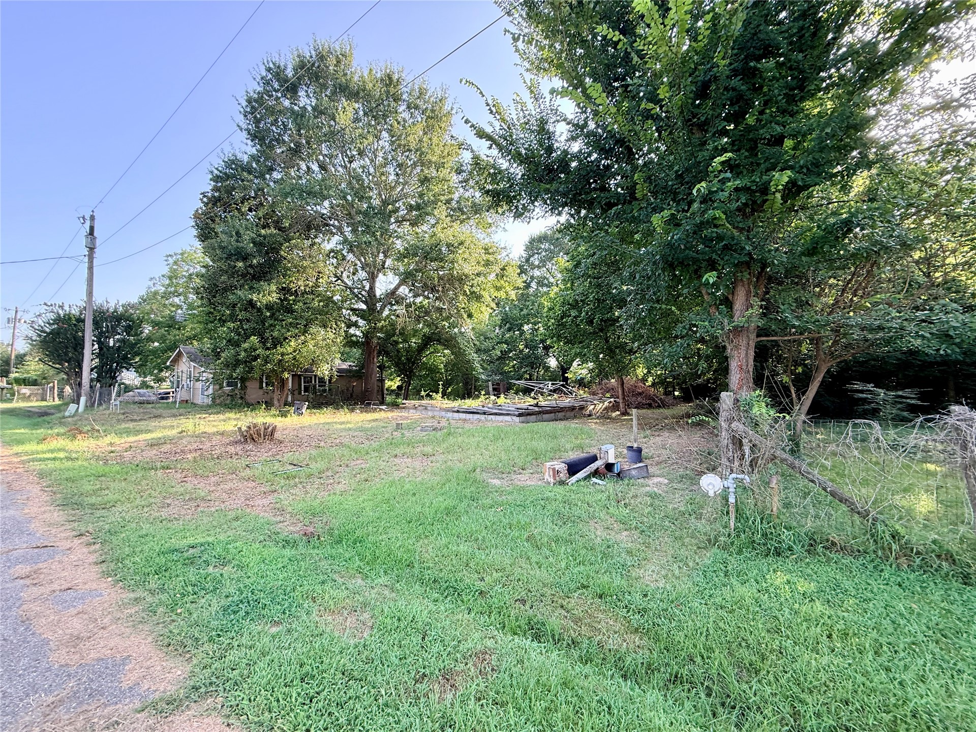 117 Nw I Street Property Photo 4