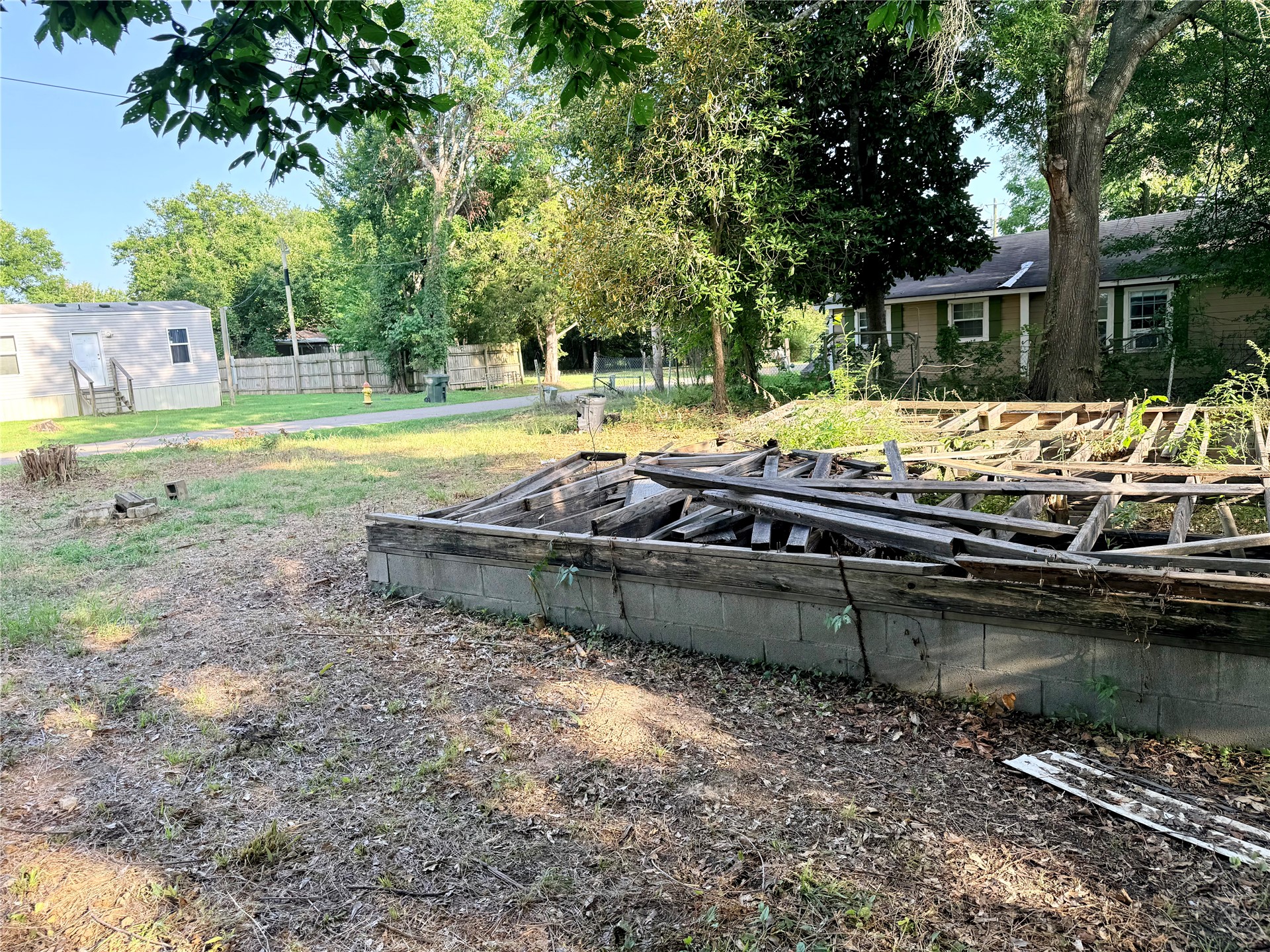 117 Nw I Street Property Photo 5