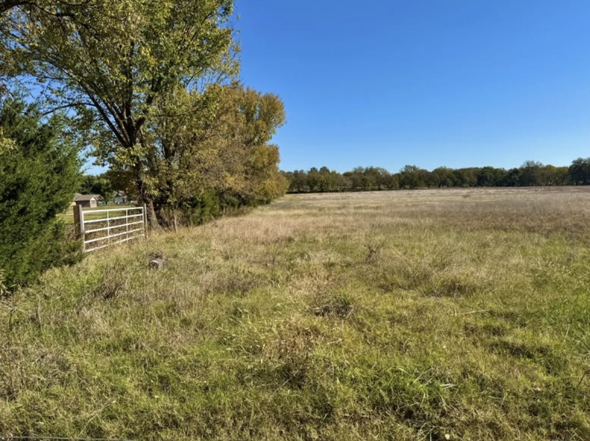 0000 E 450 Road Property Photo 3
