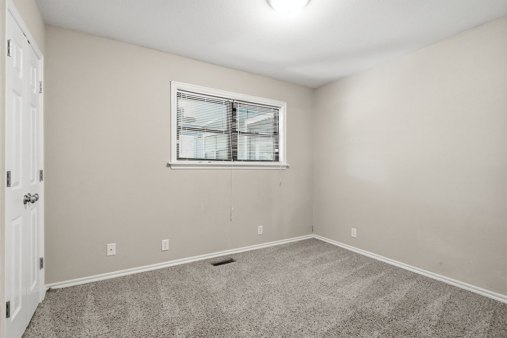 3830 S 82nd East Avenue Property Photo 17