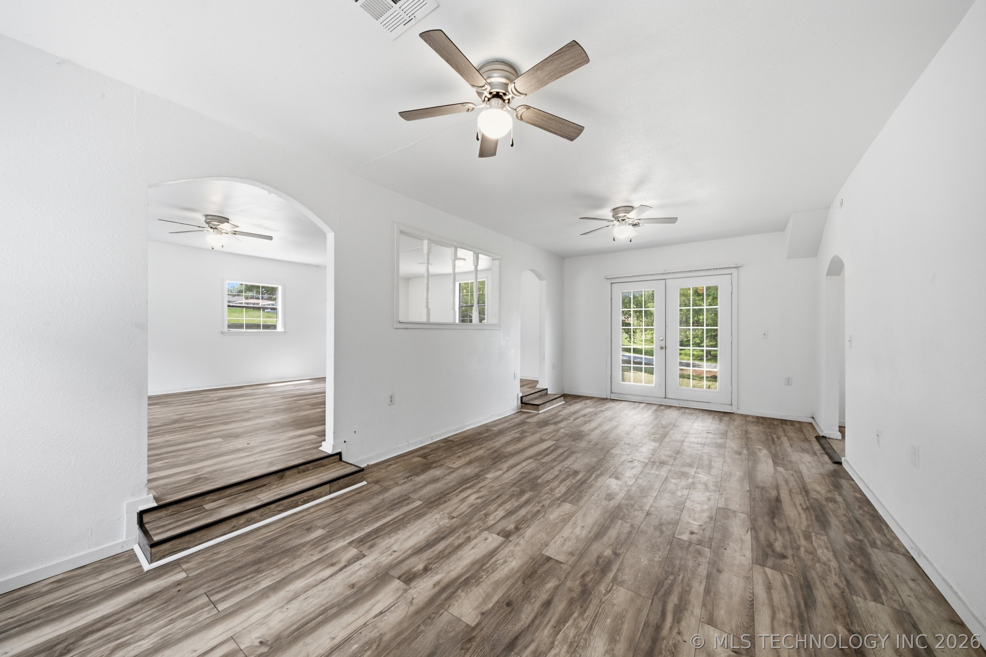 108 N 7th Avenue Property Photo 6