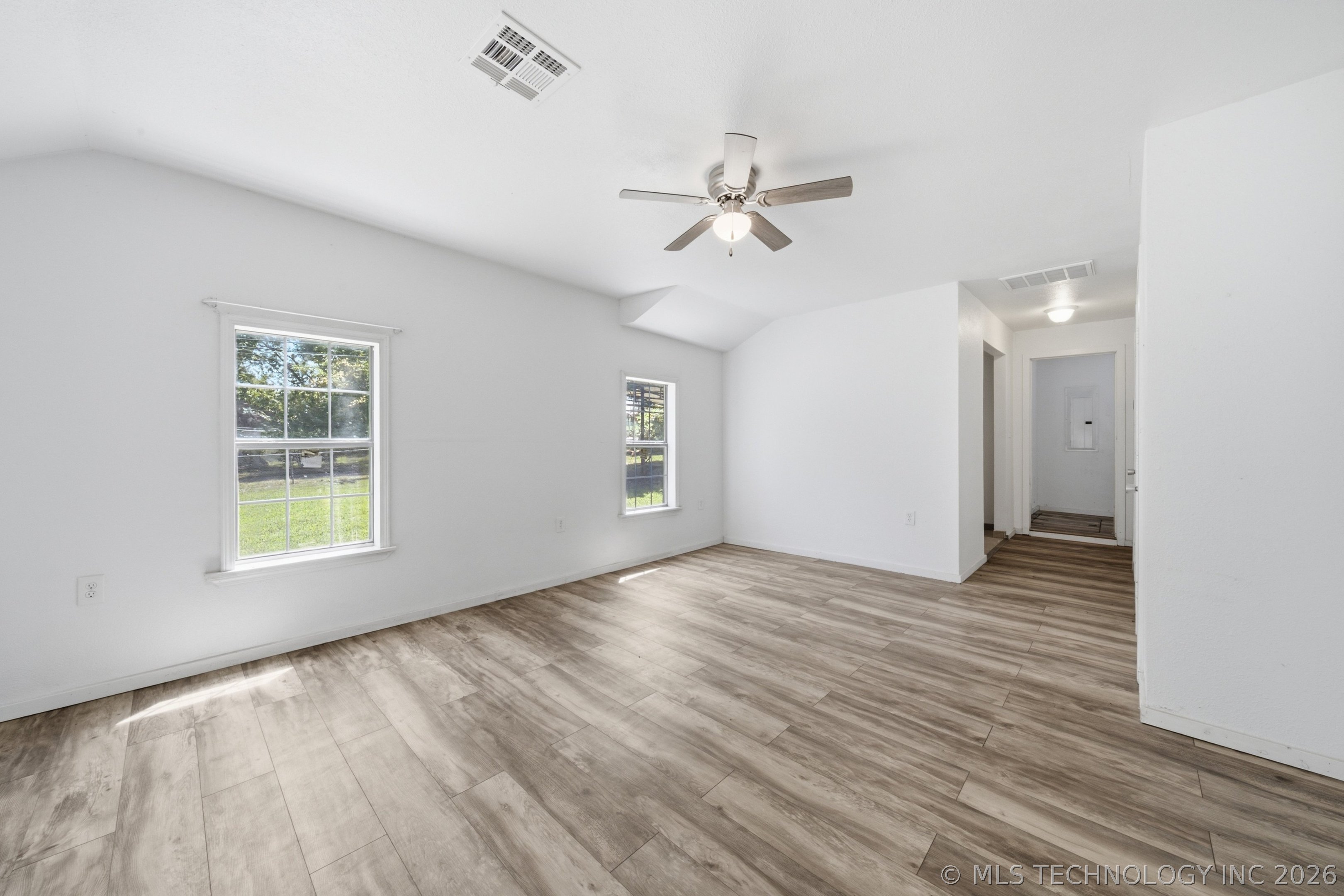 108 N 7th Avenue Property Photo 13