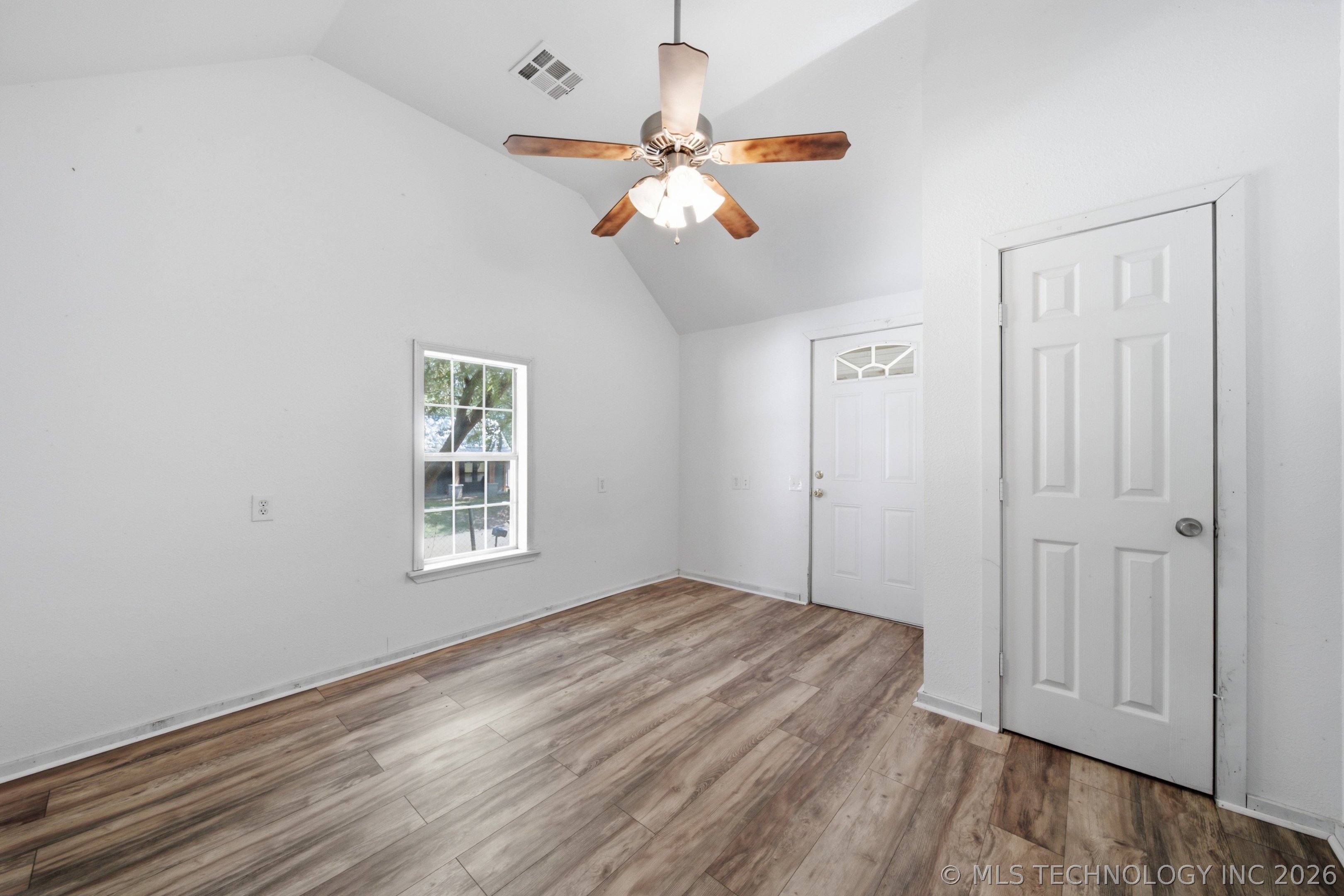 108 N 7th Avenue Property Photo 20