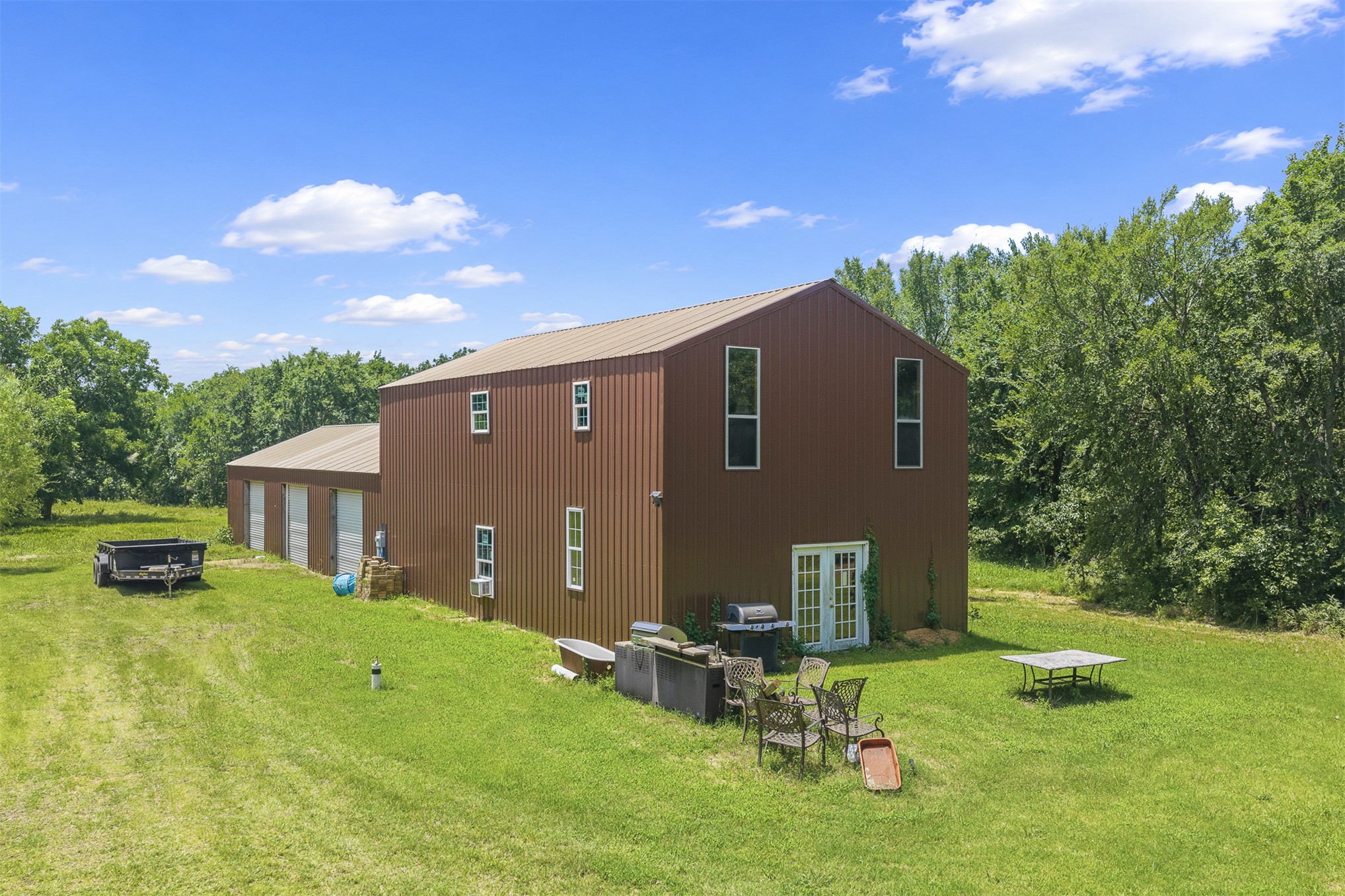 2474 S Log Cabin Property Photo 13