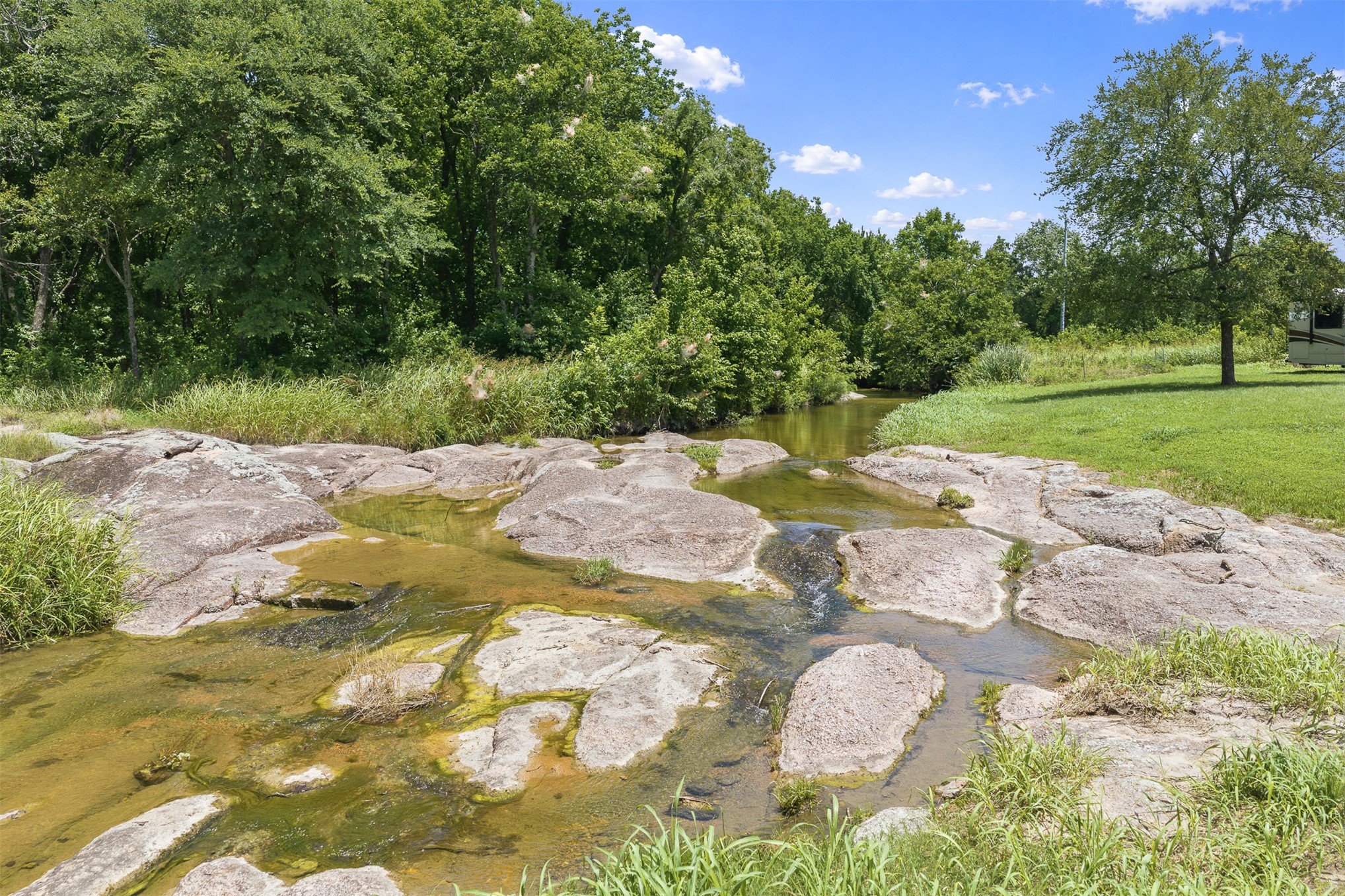 2474 S Log Cabin Property Photo 16