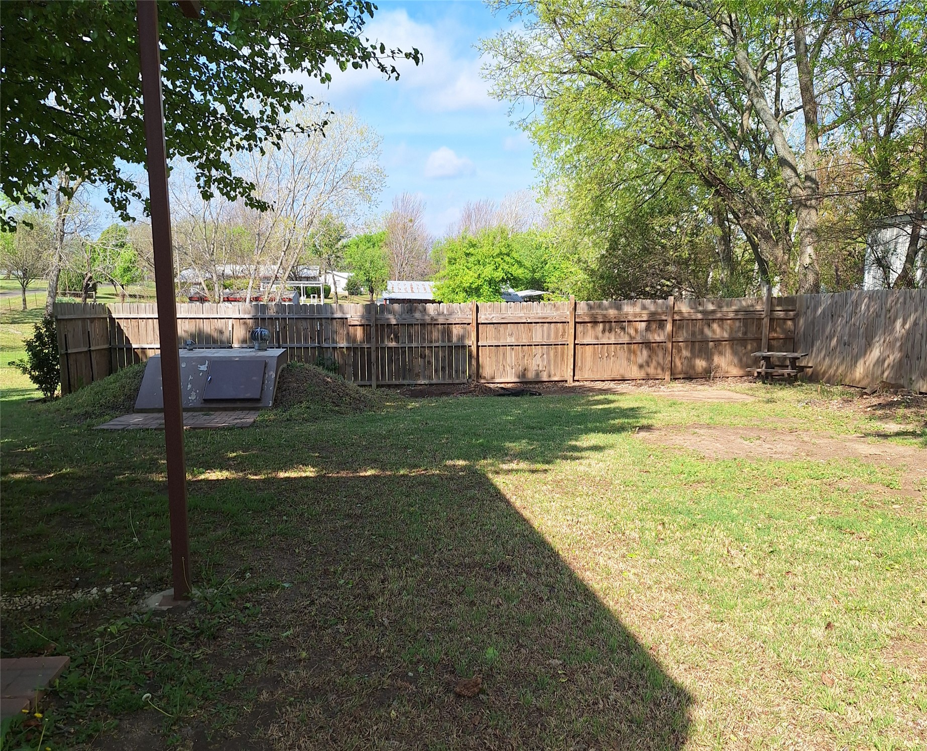 200 W 7th Street Property Photo 12