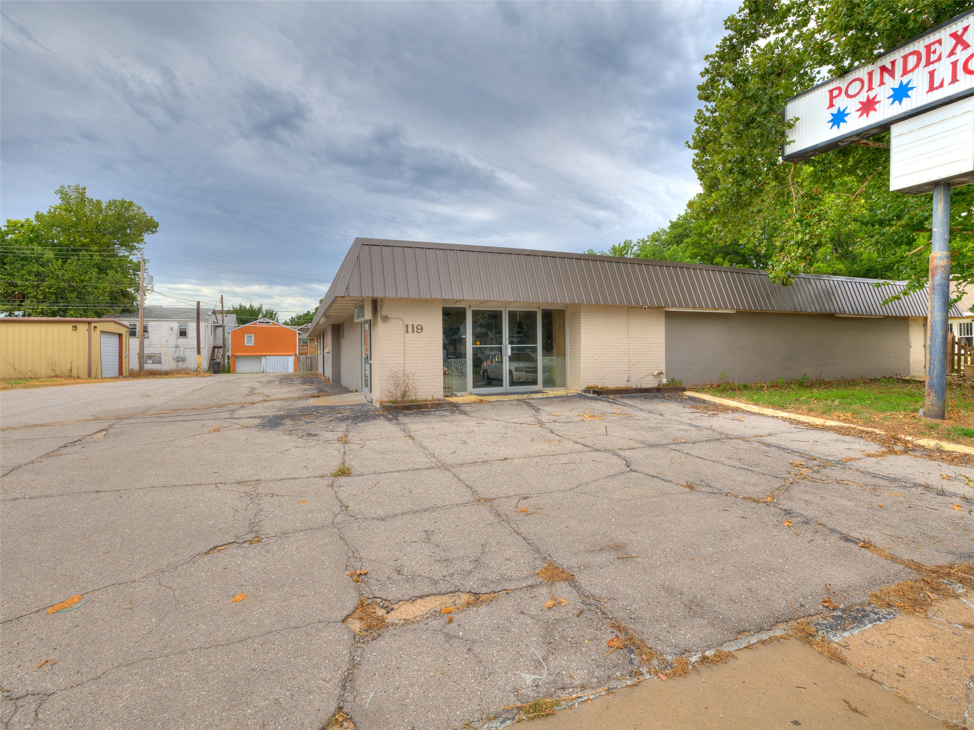 115 S Choctaw Property Photo 1