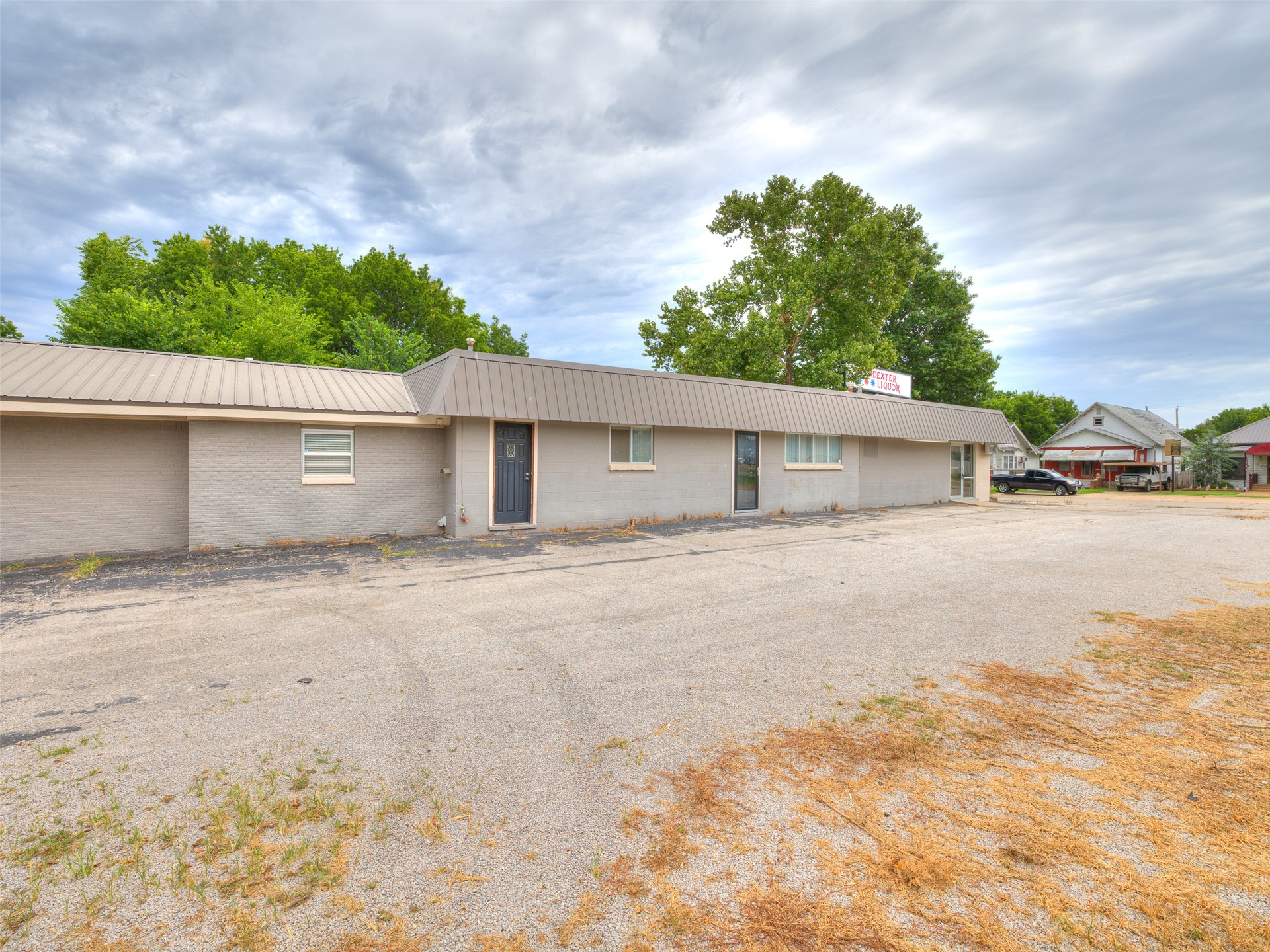 115 S Choctaw Property Photo 5