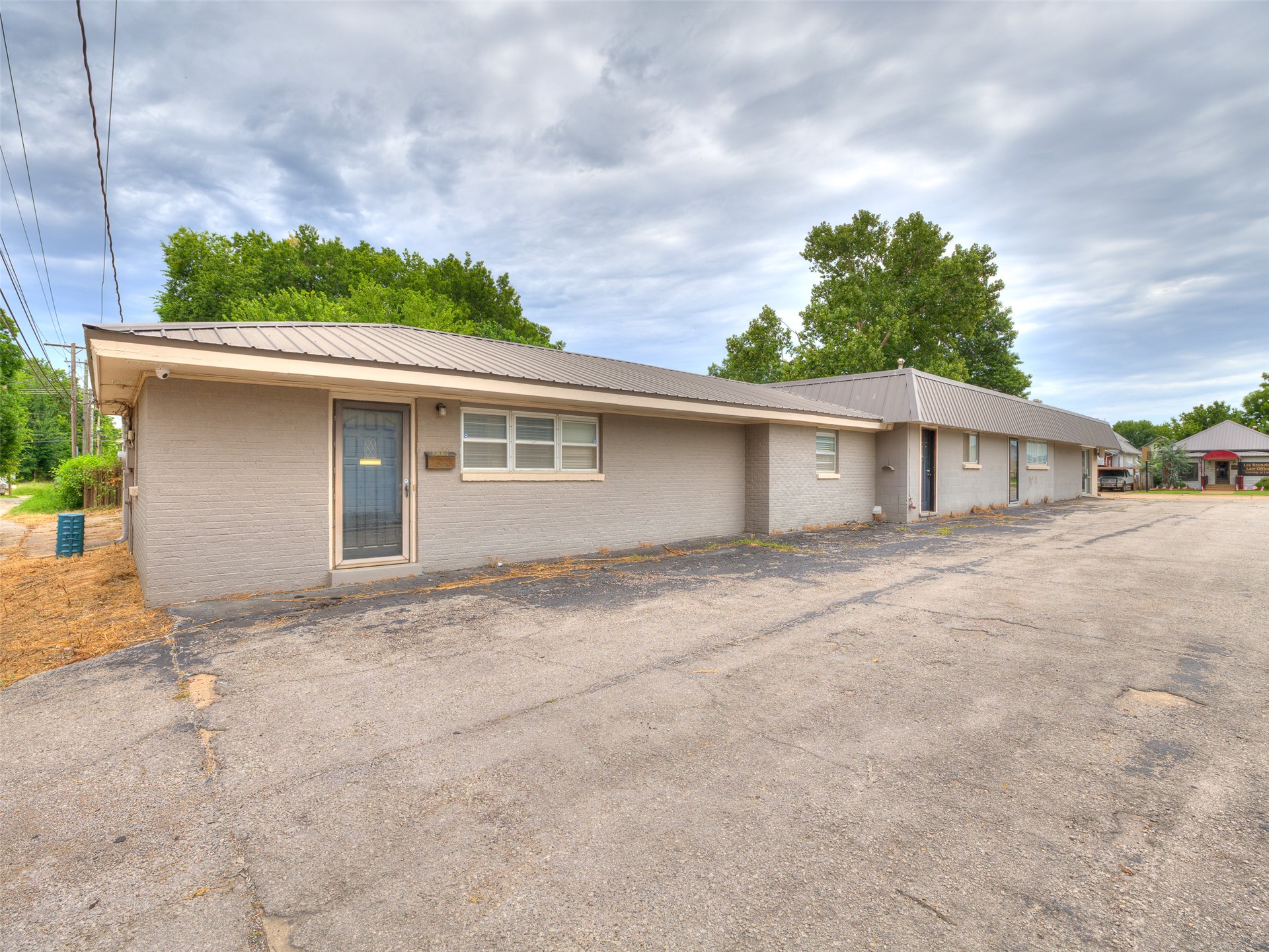 115 S Choctaw Property Photo 7
