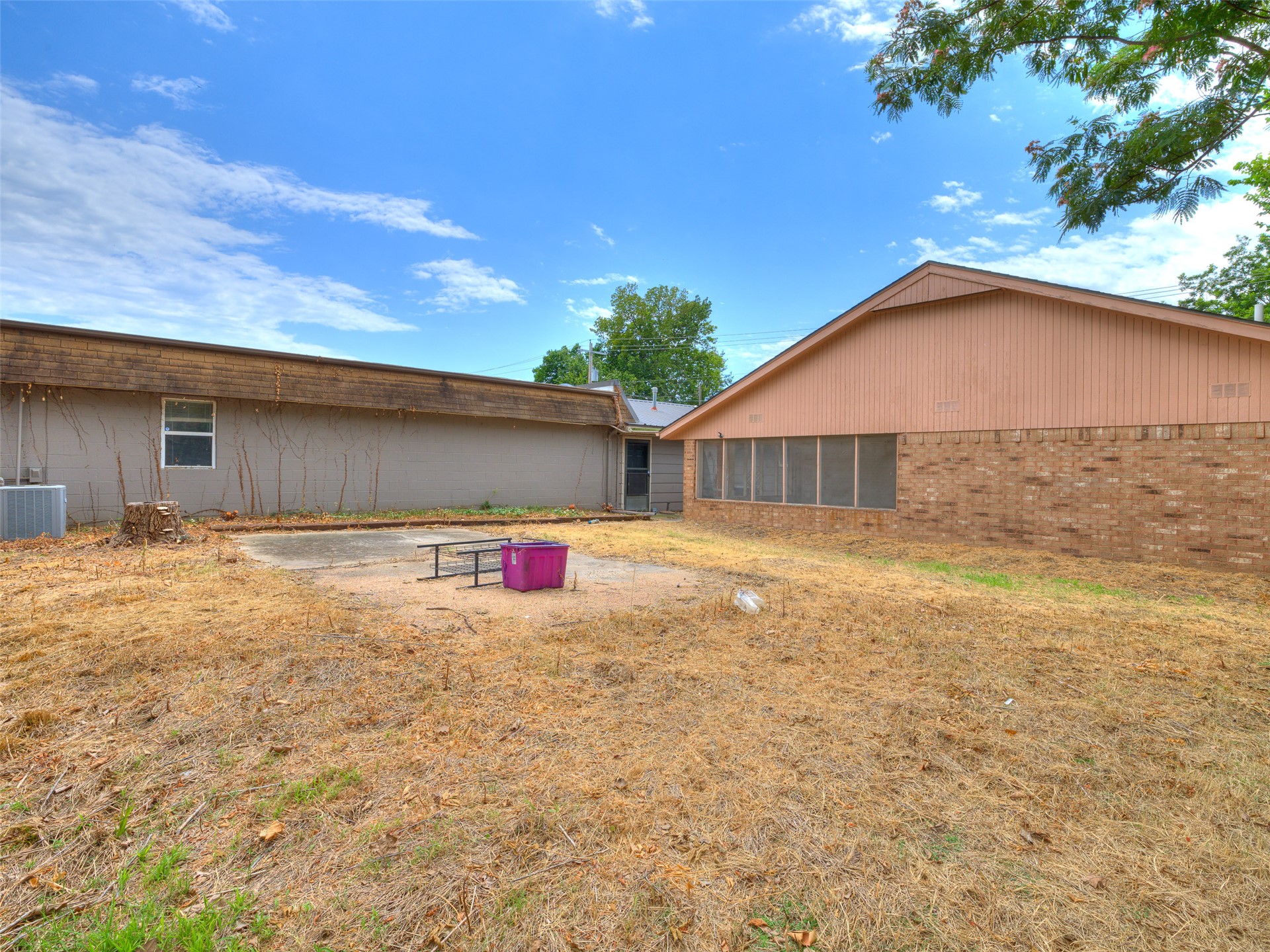 115 S Choctaw Property Photo 12