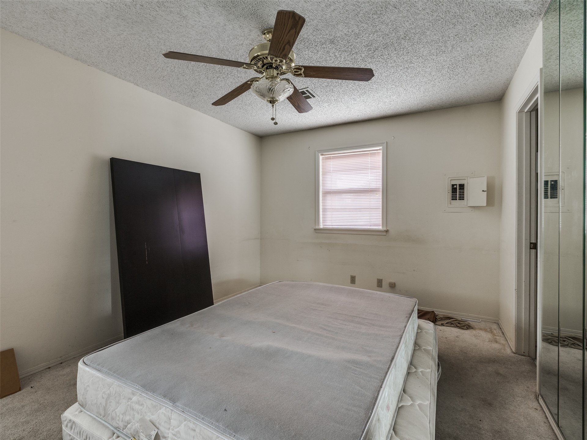 115 S Choctaw Property Photo 24