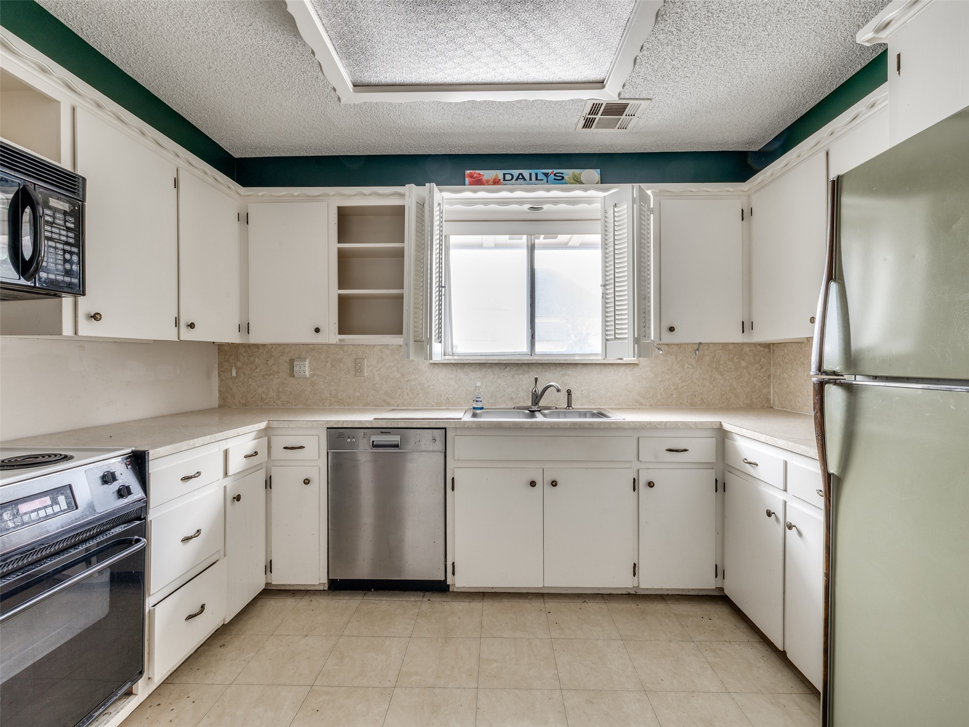 115 S Choctaw Property Photo 43