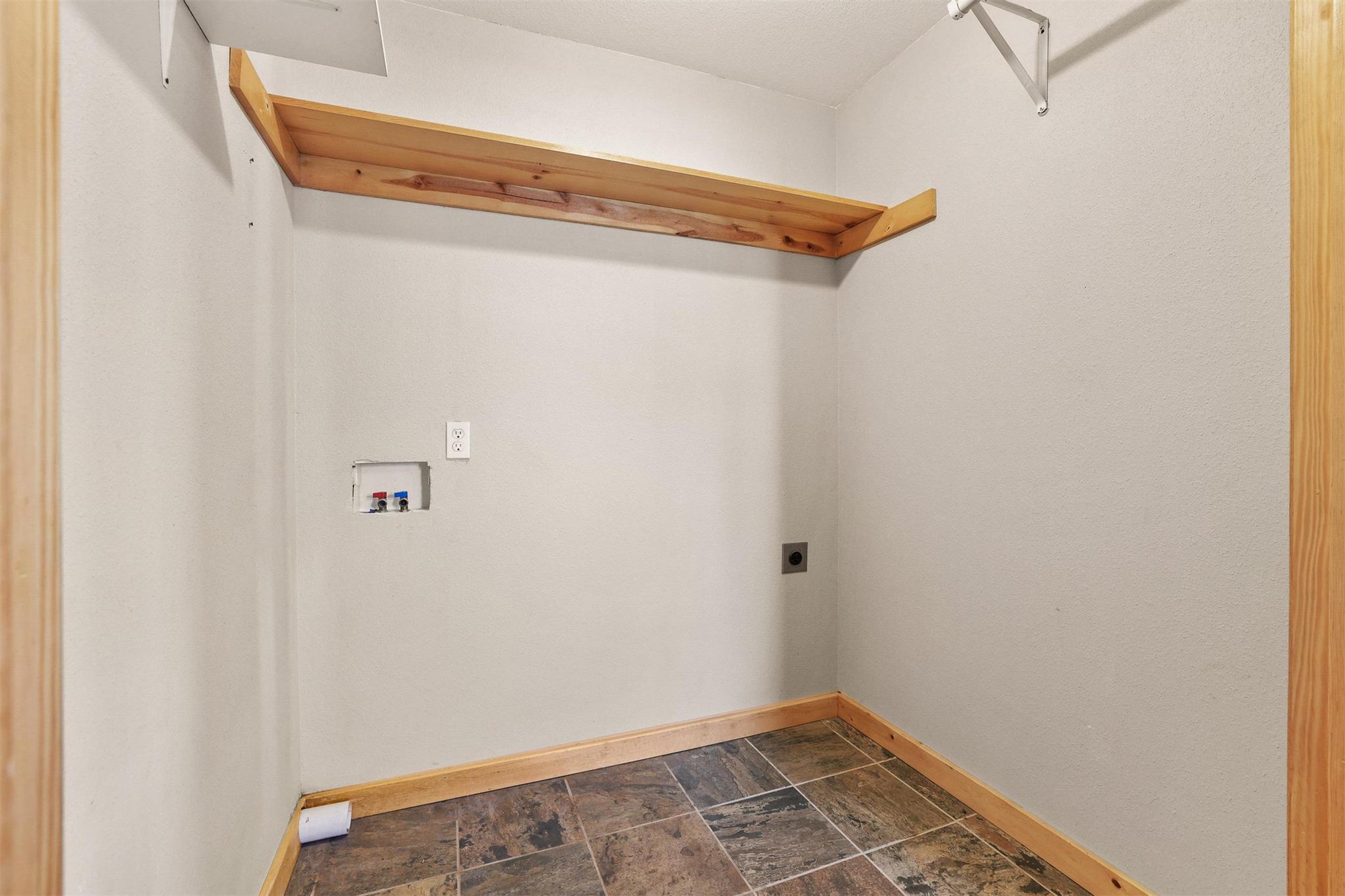 164 Timothy Property Photo 15
