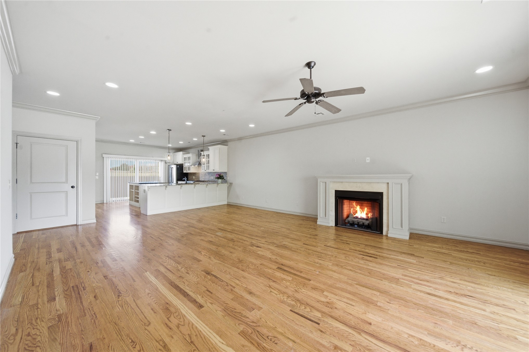 1333 E 41st Place 1333 Property Photo 6