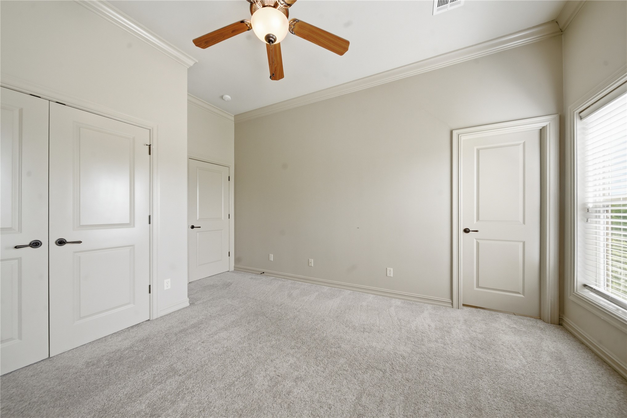 1333 E 41st Place 1333 Property Photo 27