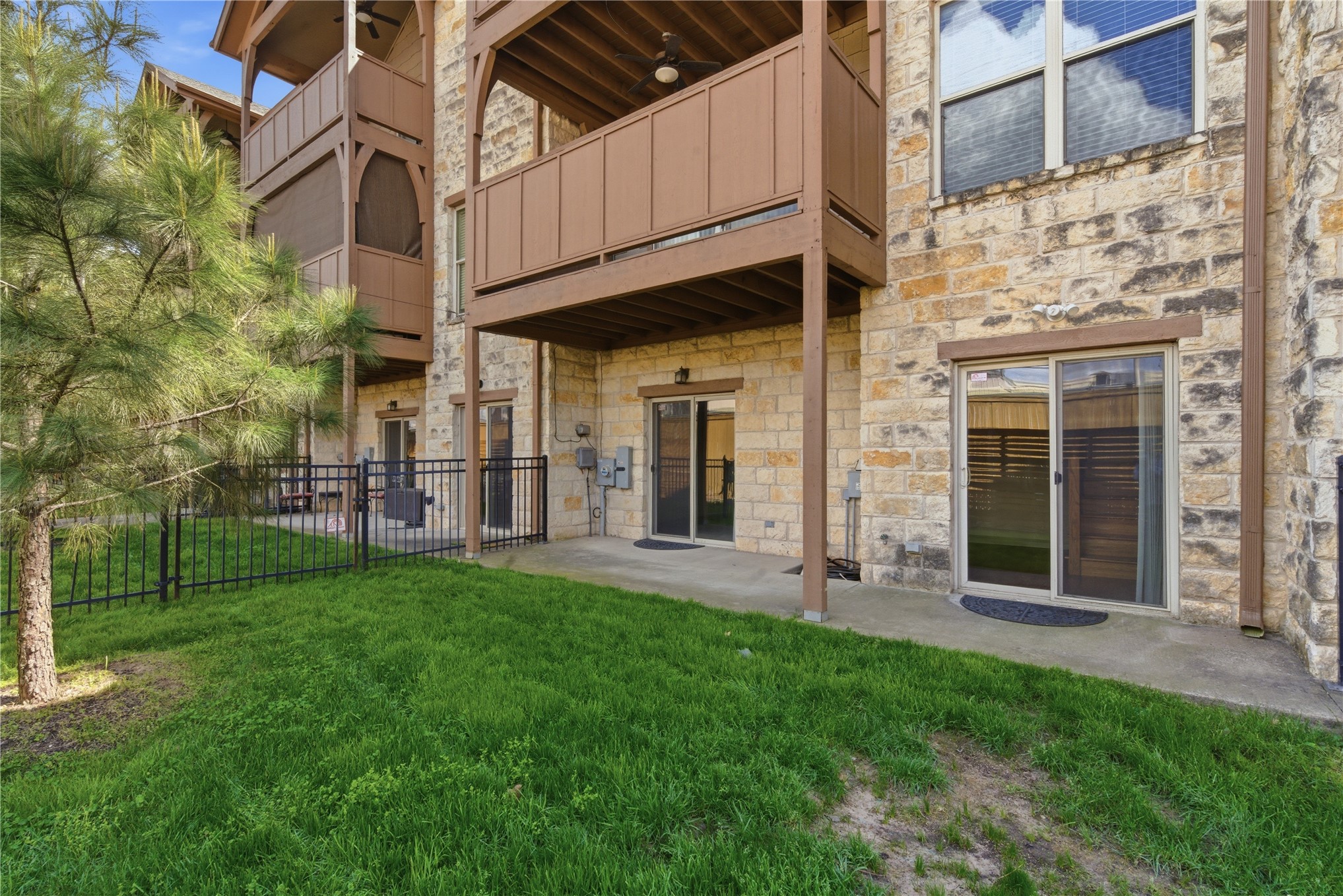 1333 E 41st Place 1333 Property Photo 30