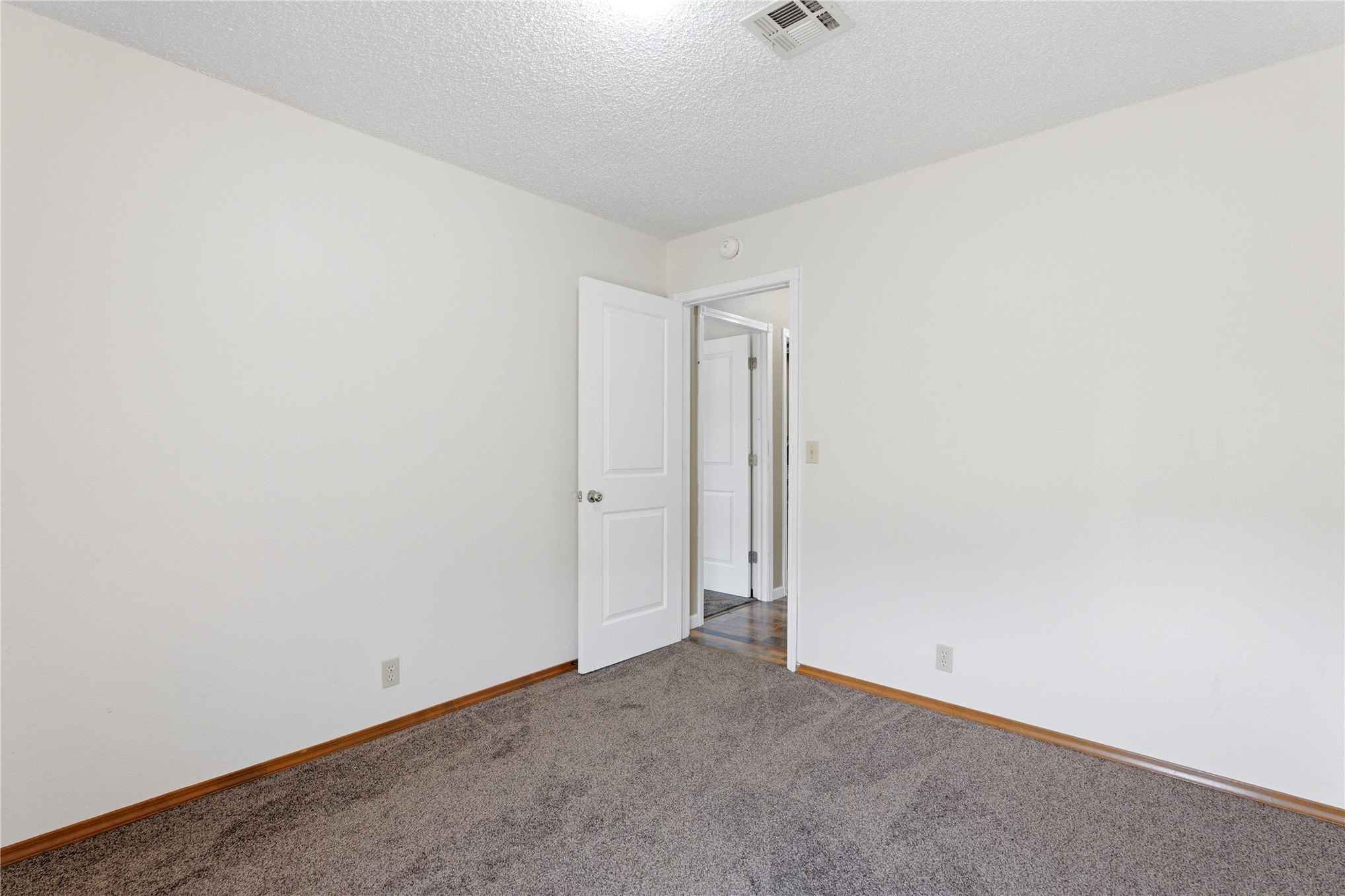 380102 Old Highway 62 Property Photo 12