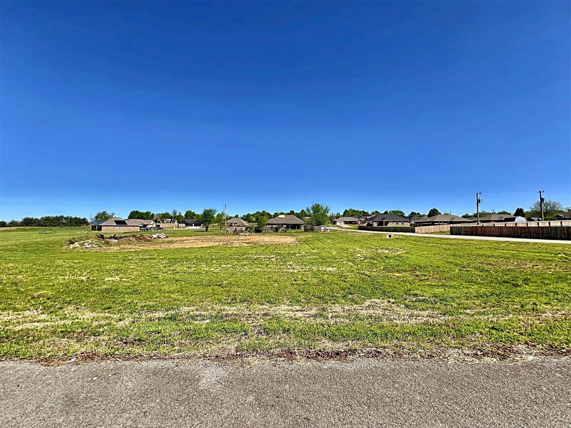 17540 W Tray Road Property Photo 2