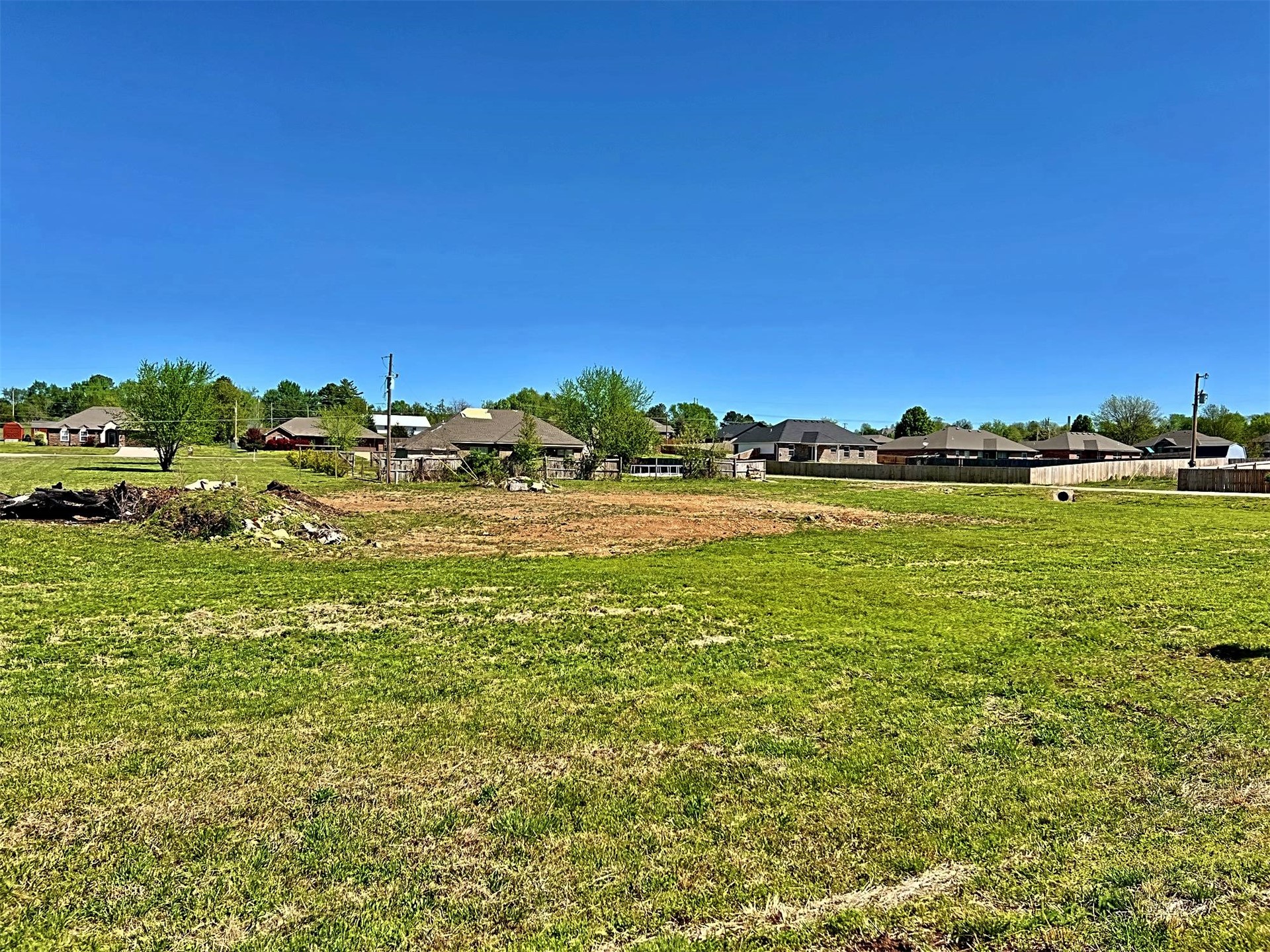17530 W Tray Road Property Photo 5