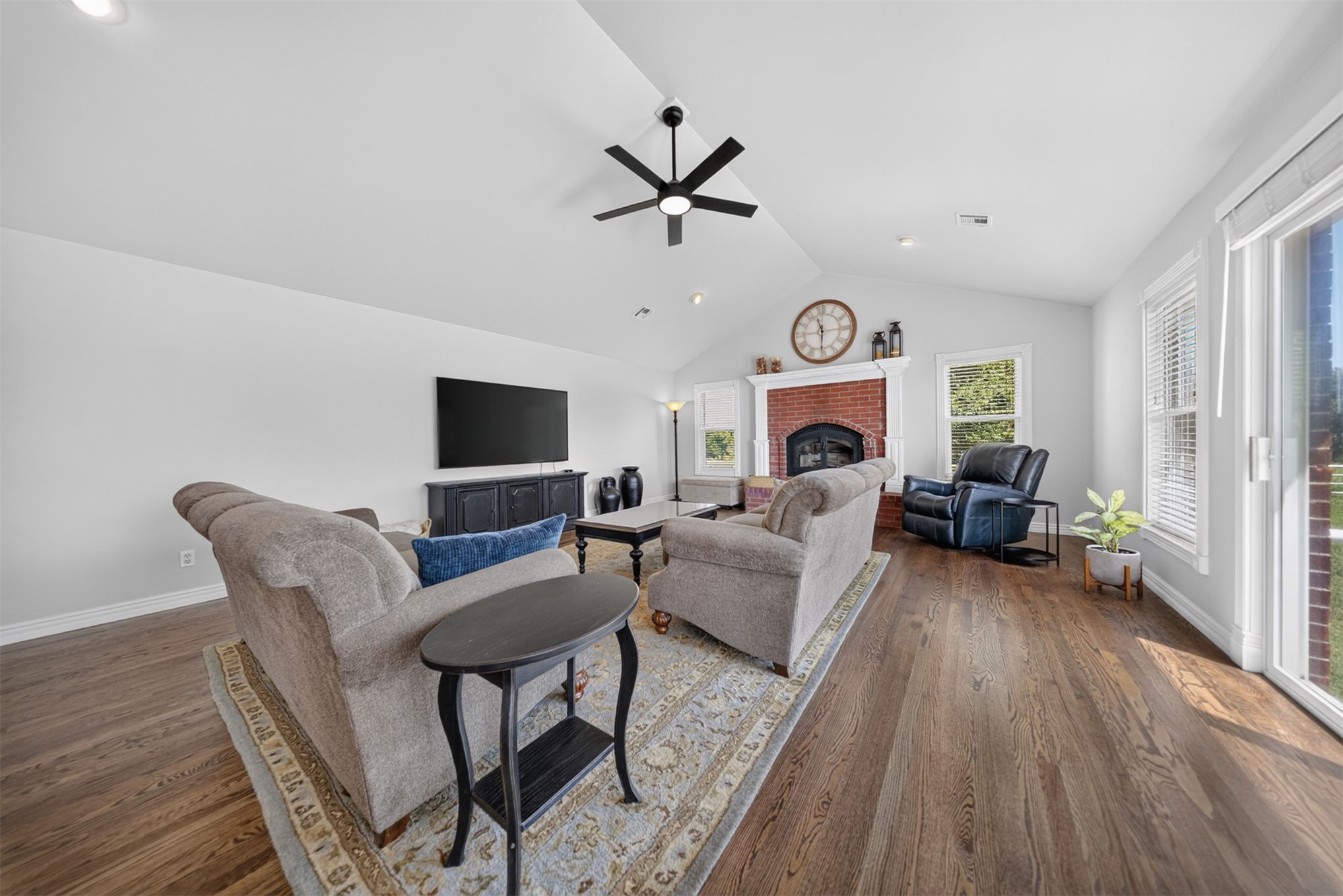 5705 S Prairie Drive Property Photo 18