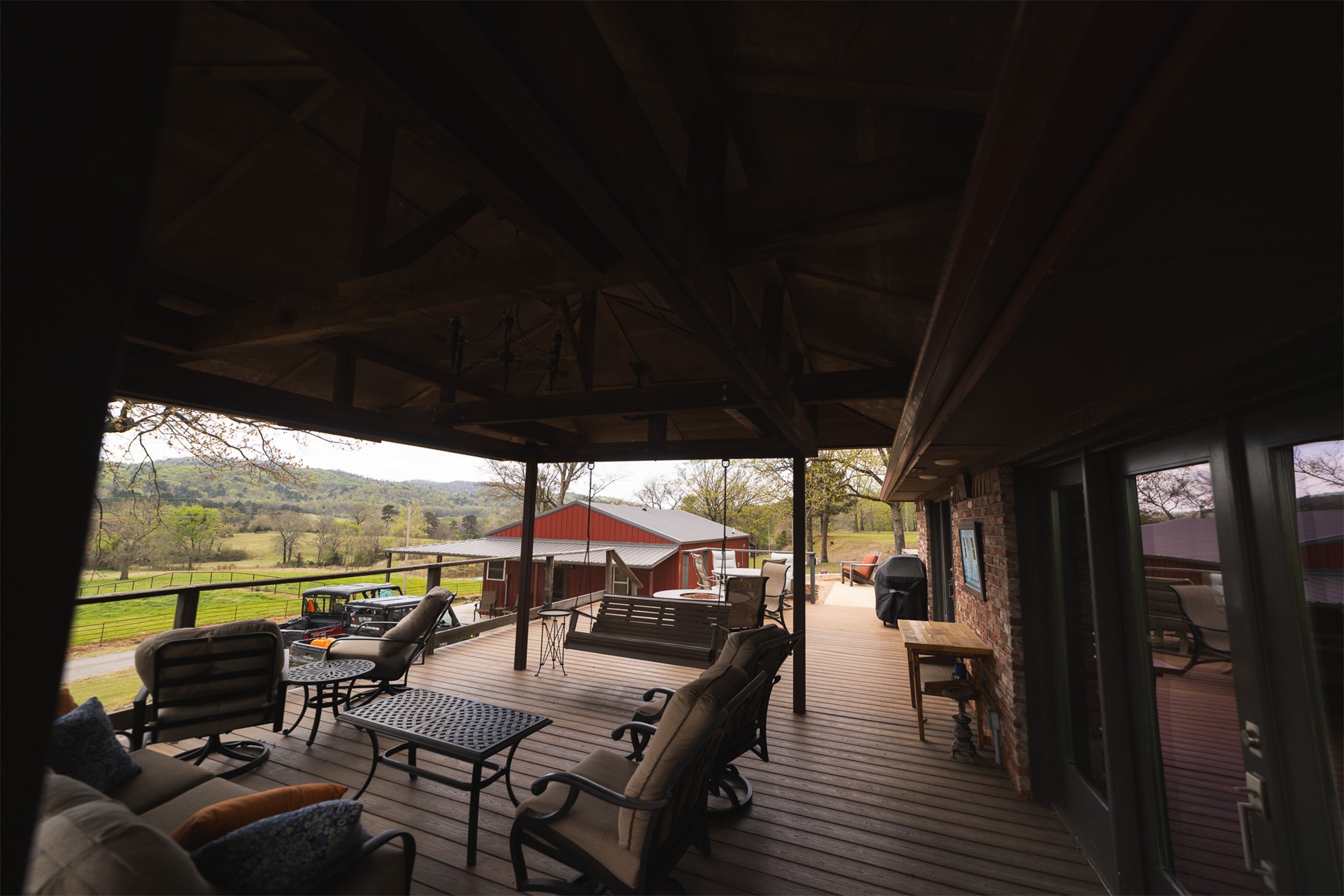 452533 E 1627 Road Property Photo 3