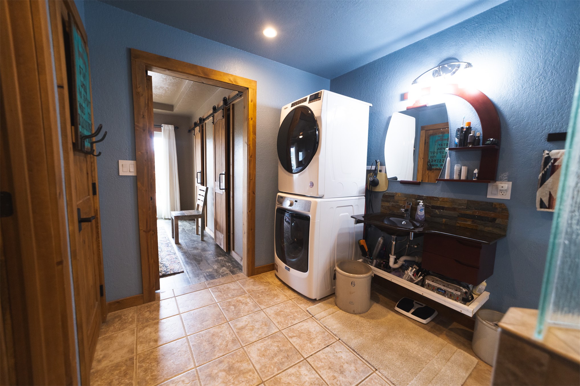 452533 E 1627 Road Property Photo 9