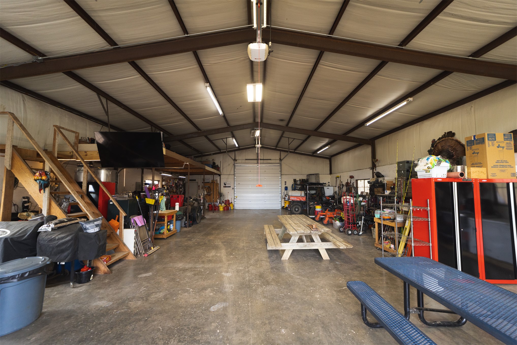 452533 E 1627 Road Property Photo 17