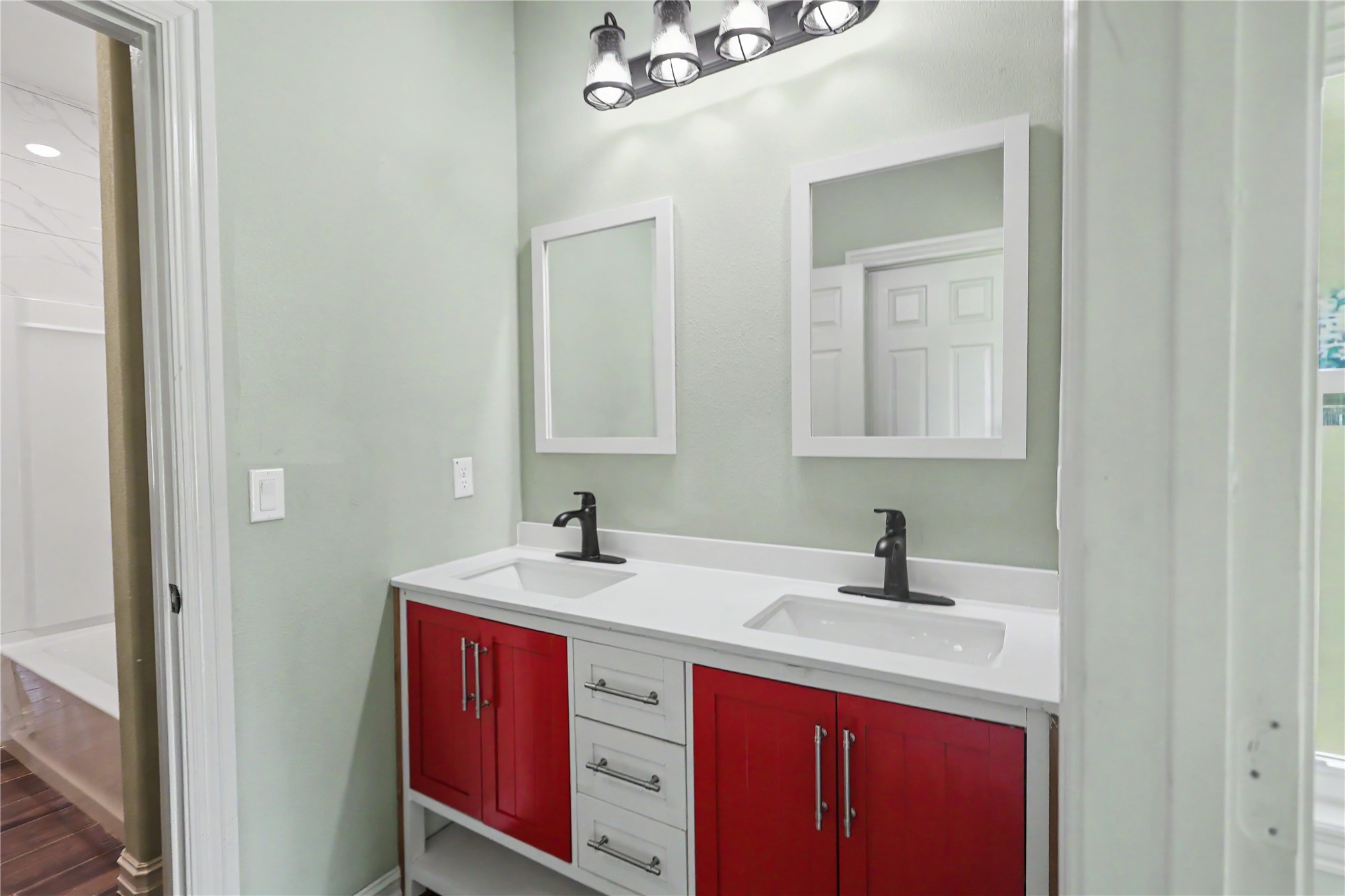 1515 N County Line Road Property Photo 68