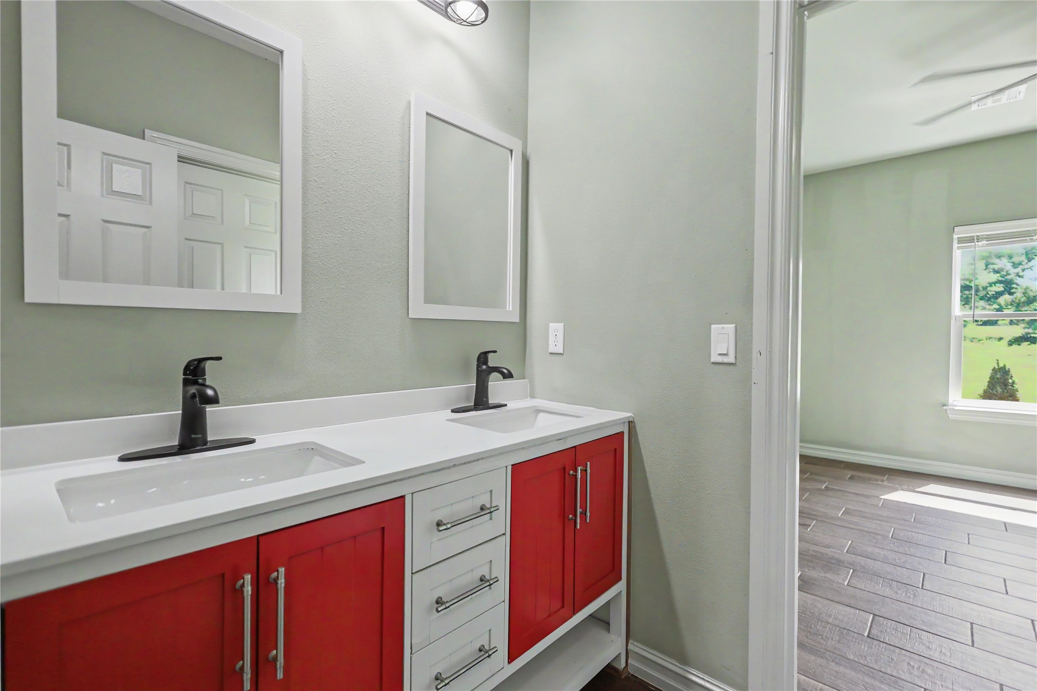 1515 N County Line Road Property Photo 69