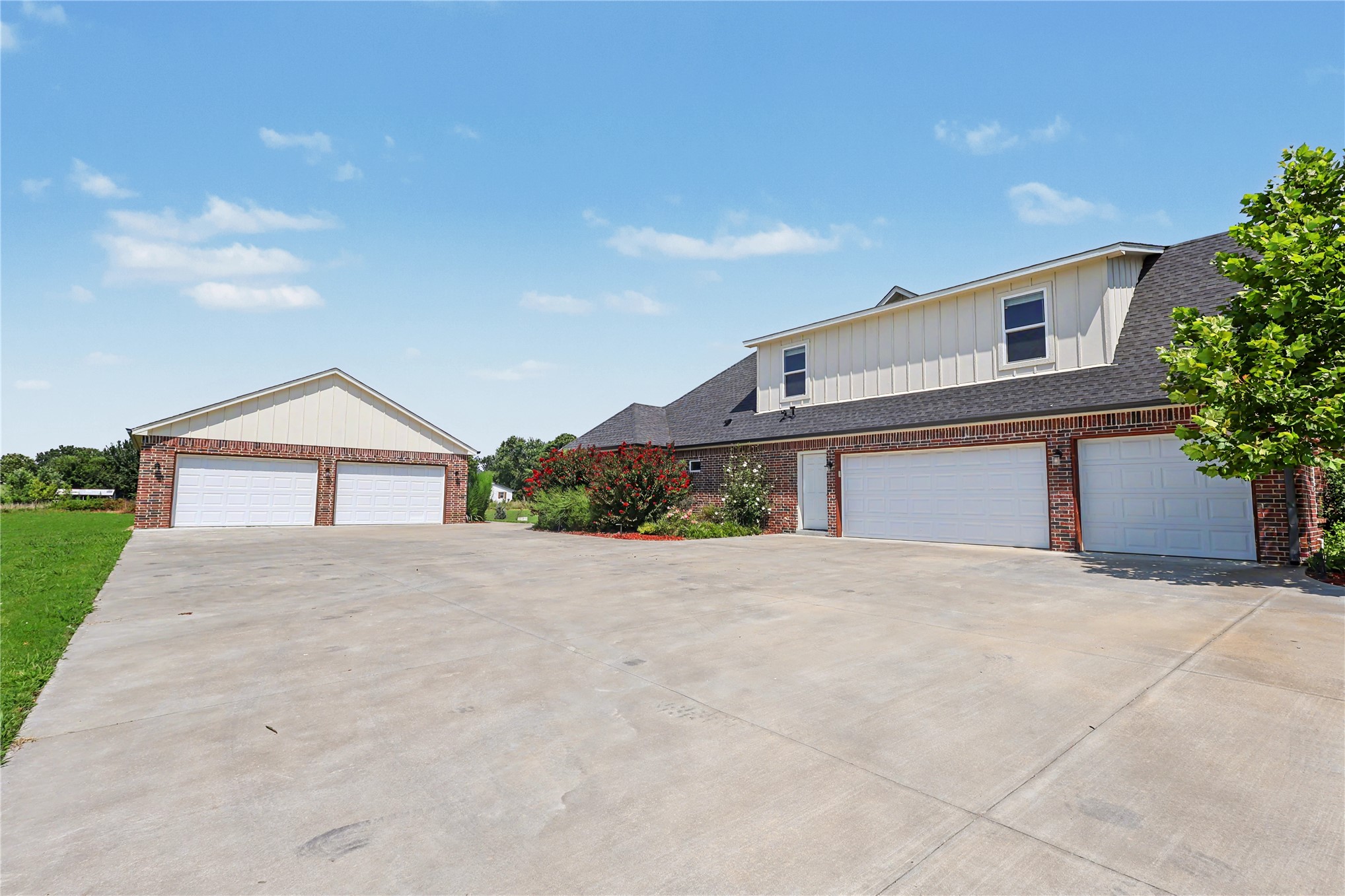 1515 N County Line Road Property Photo 92