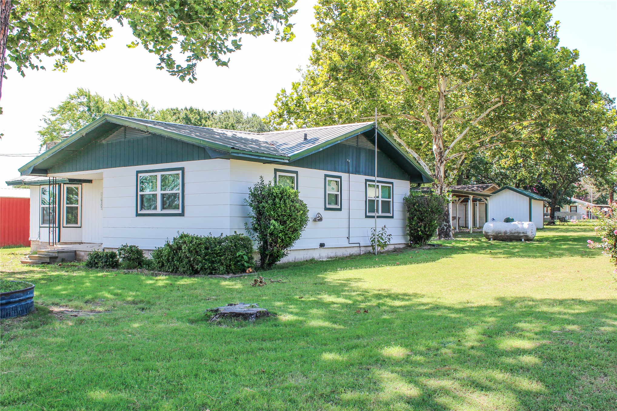 116307 S 4209 Road Property Photo 3
